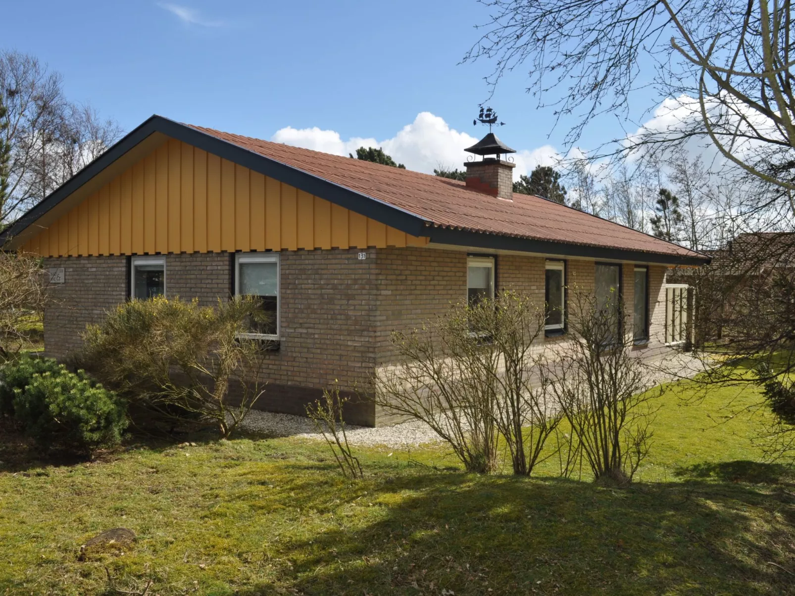 "Wad und Wal" mit Schwimmbad-Buiten