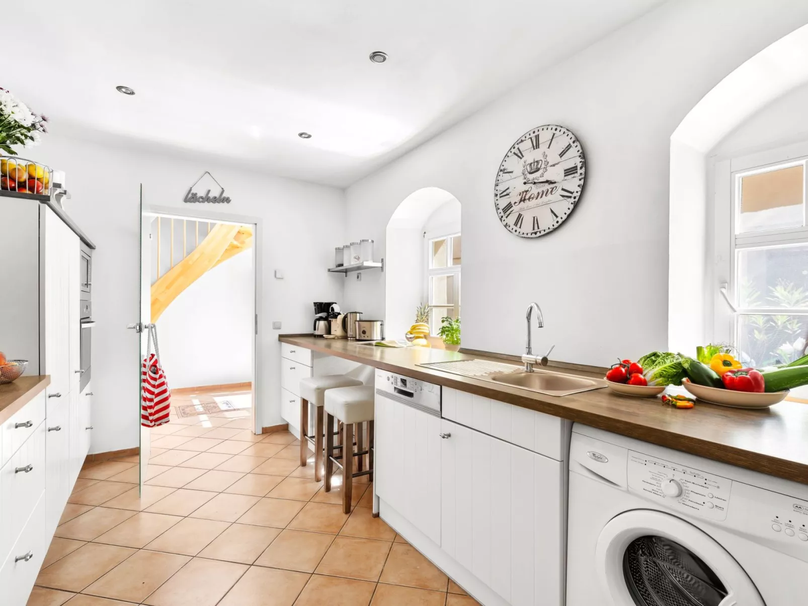 Villa mit Garten, Grill und Terrasse-Binnen