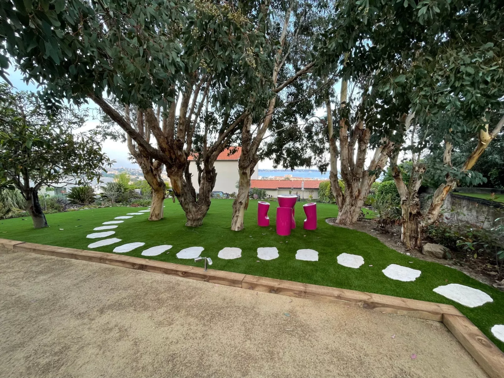 Ferienvilla mit Blick auf das Wasser-Buiten