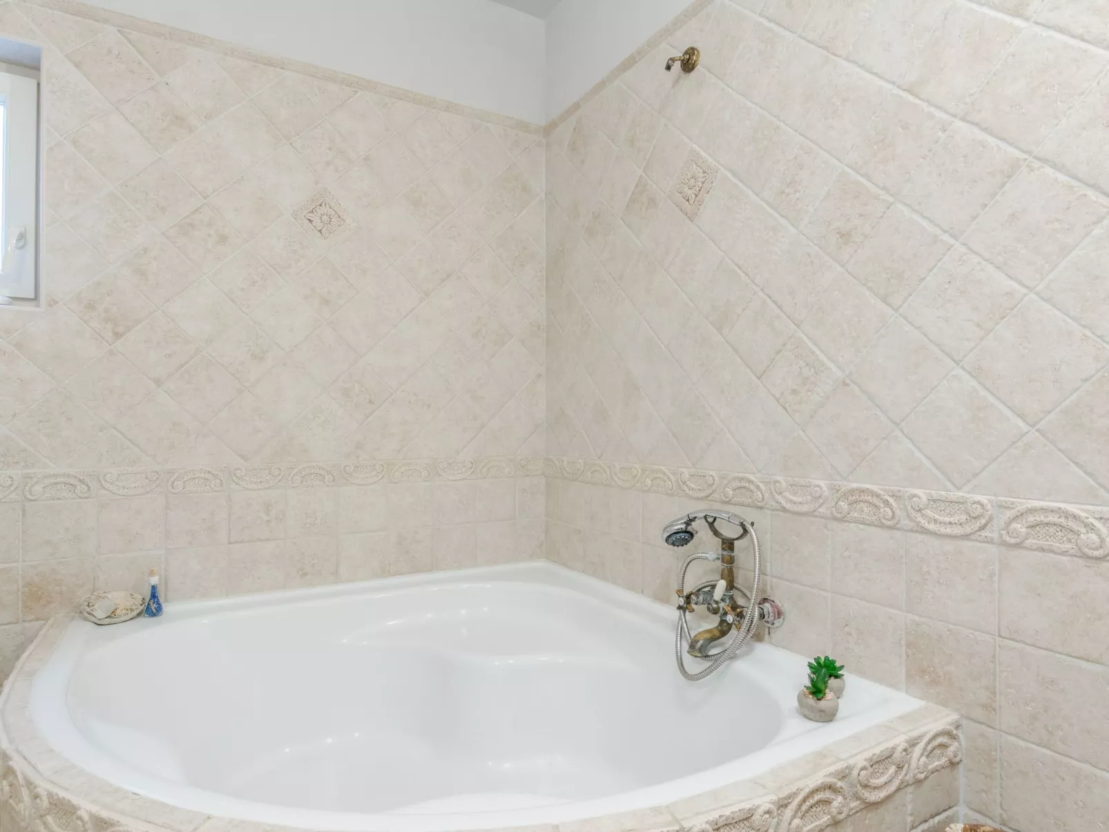 "Jeger" mit Terrasse-Binnen