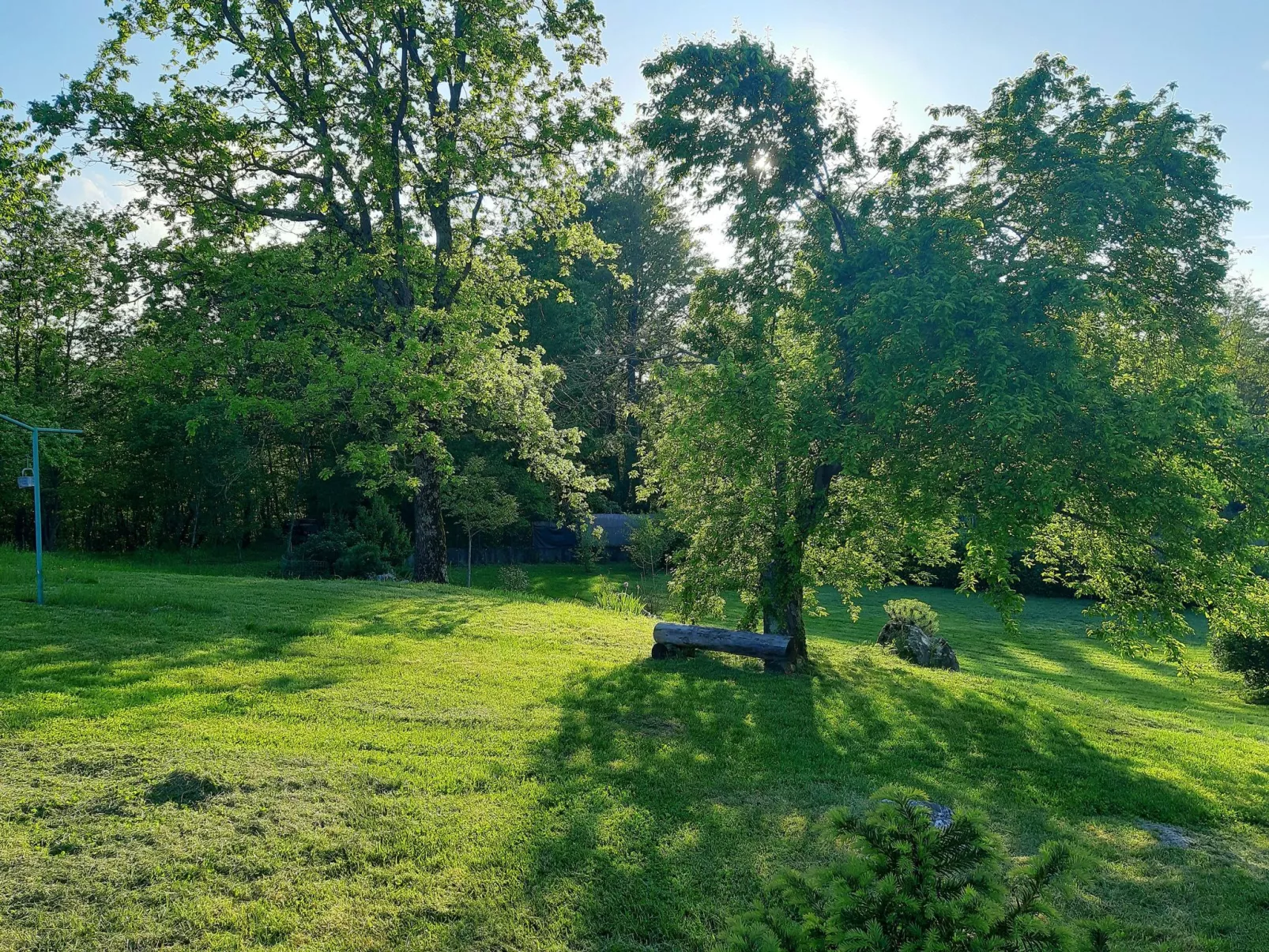 Romantische Villa mit weitläufigem Garten-Buiten
