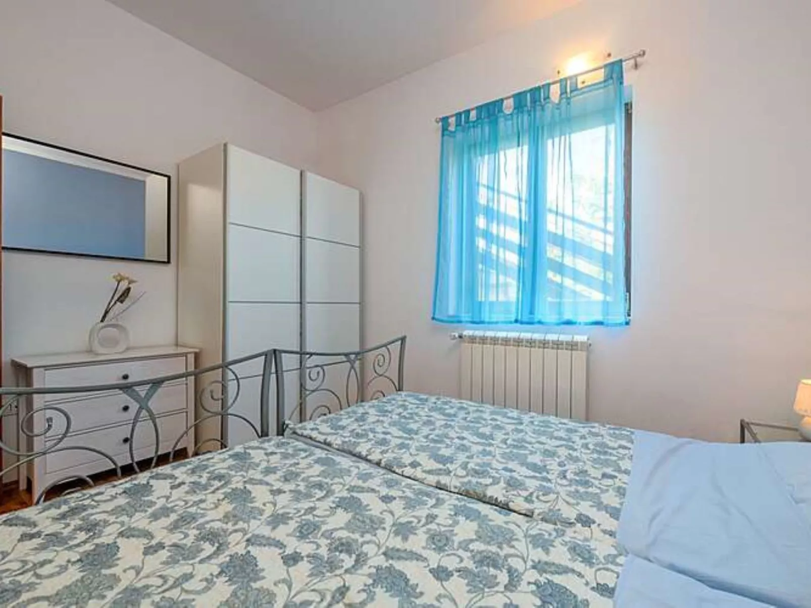 Komfortable, ruhige Erdgeschoss-Ferienwohnung-Binnen