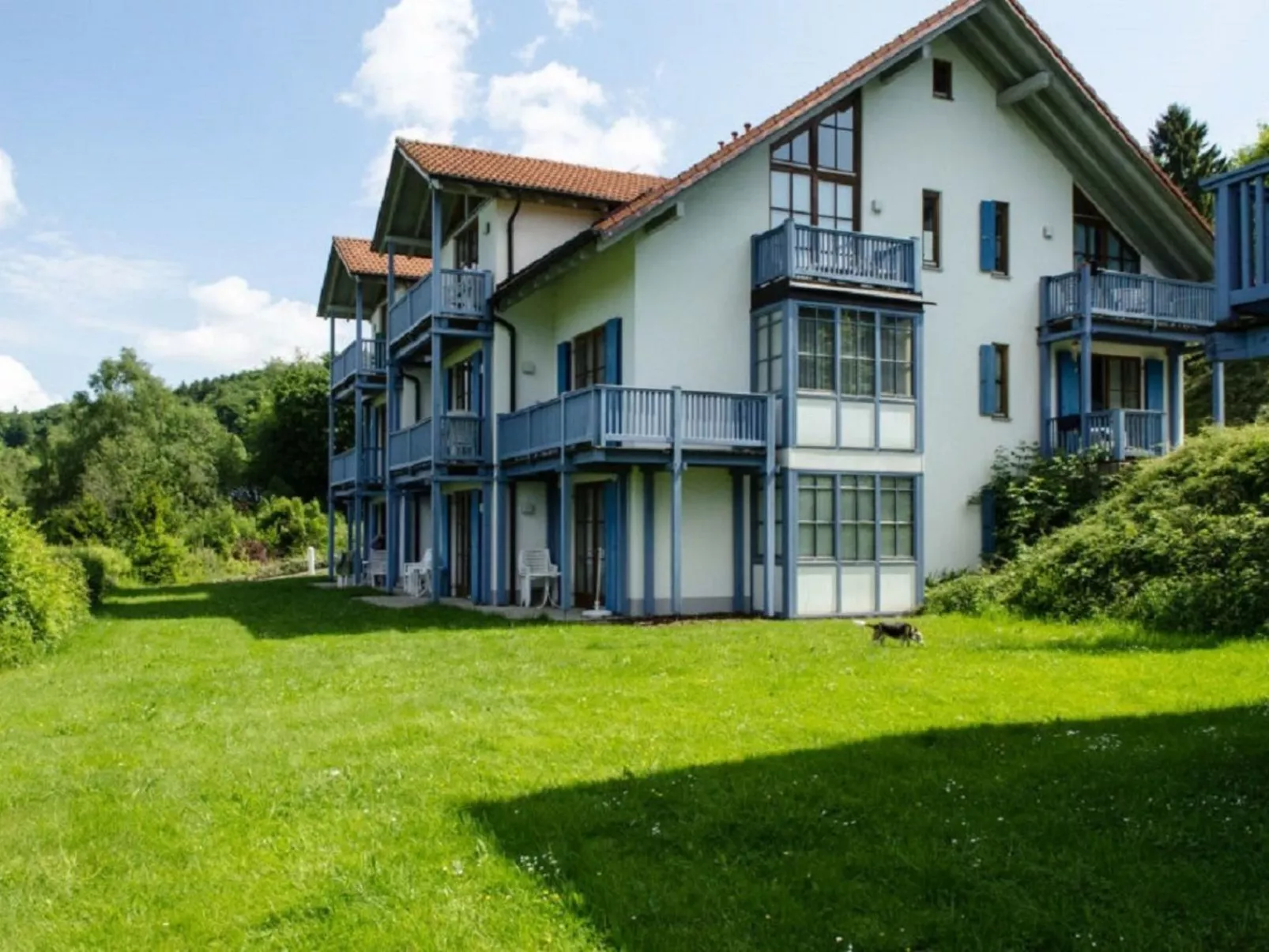 Appartement in Langfurth mit Kleinem Balkon-Buiten