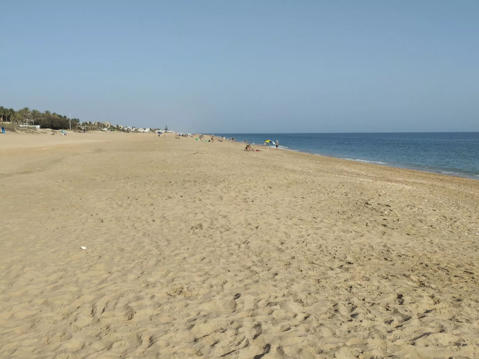 Strandnahes Studio mit kleiner Gartenterrasse-Image-tags.info
