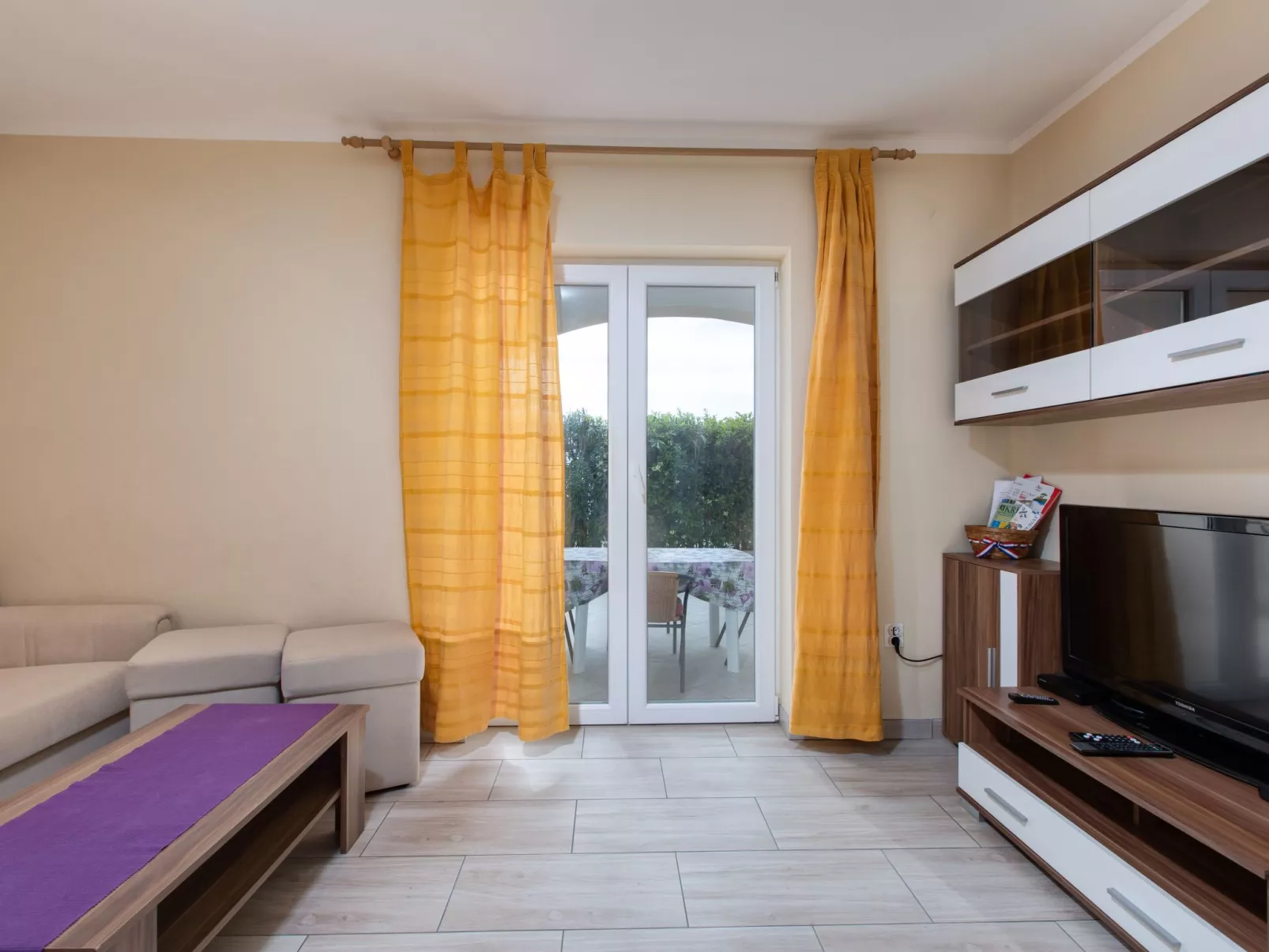 Schöne Wohnung "Apartman Mira 1" mit Terrasse-Image-tags.info