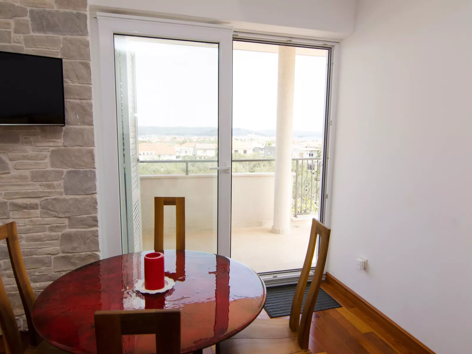 Wohnung für 4 Personen mit Pool-Binnen