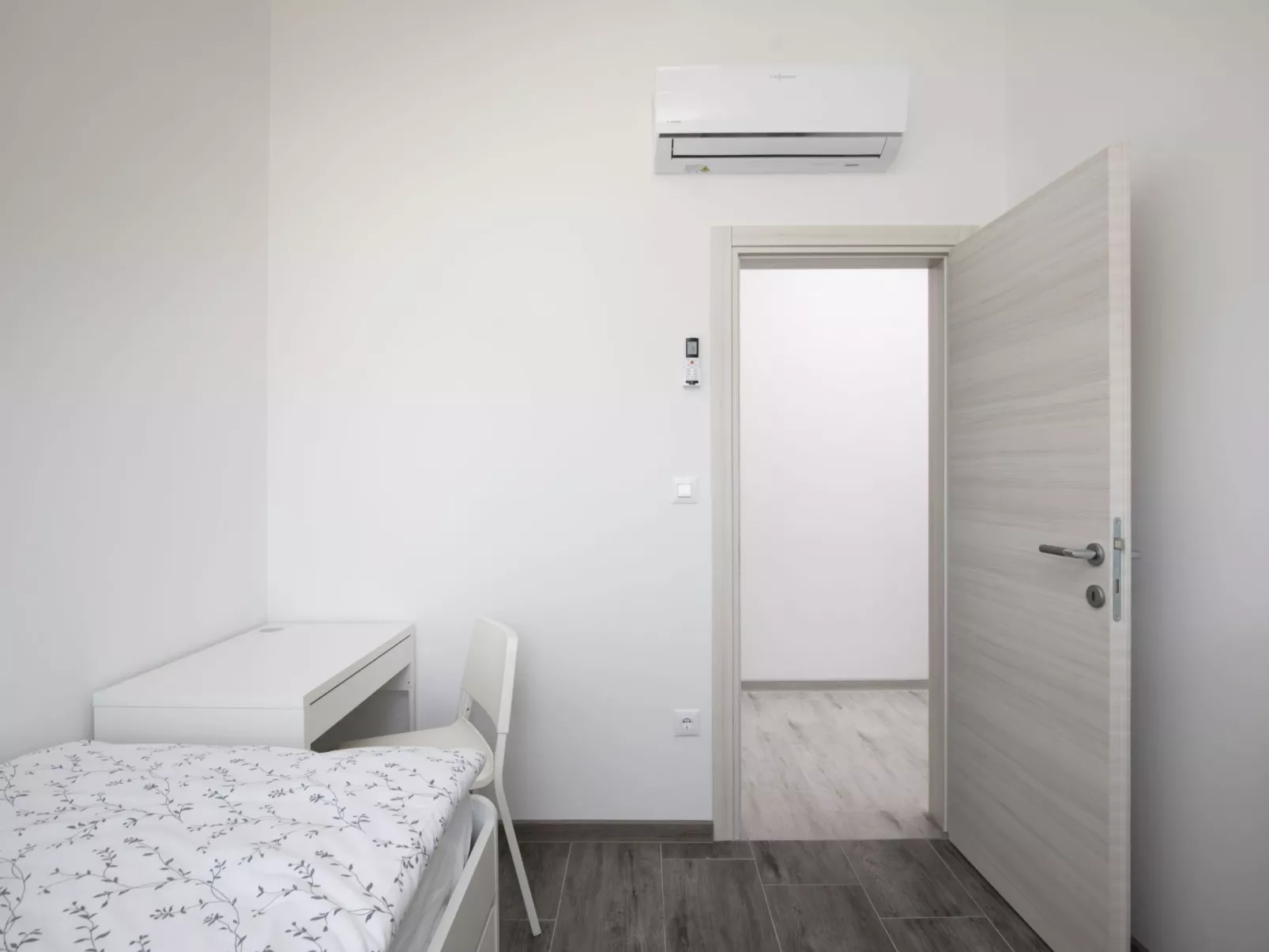 Villa Euphoria mit Pool, Sauna und Whirlpool-Binnen