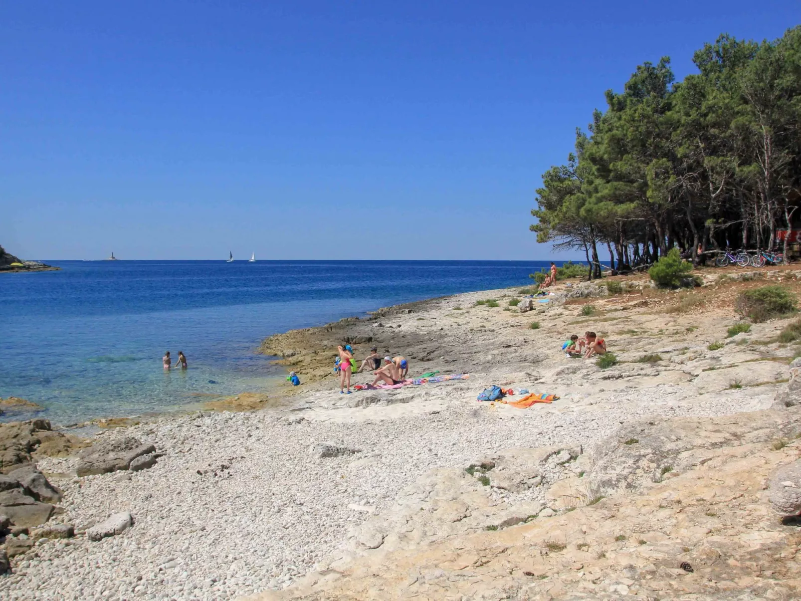 MA Premantura Luxusappartement Nr. 1 mit Terrasse und Parkplatz für 2+2 Persone-Buiten