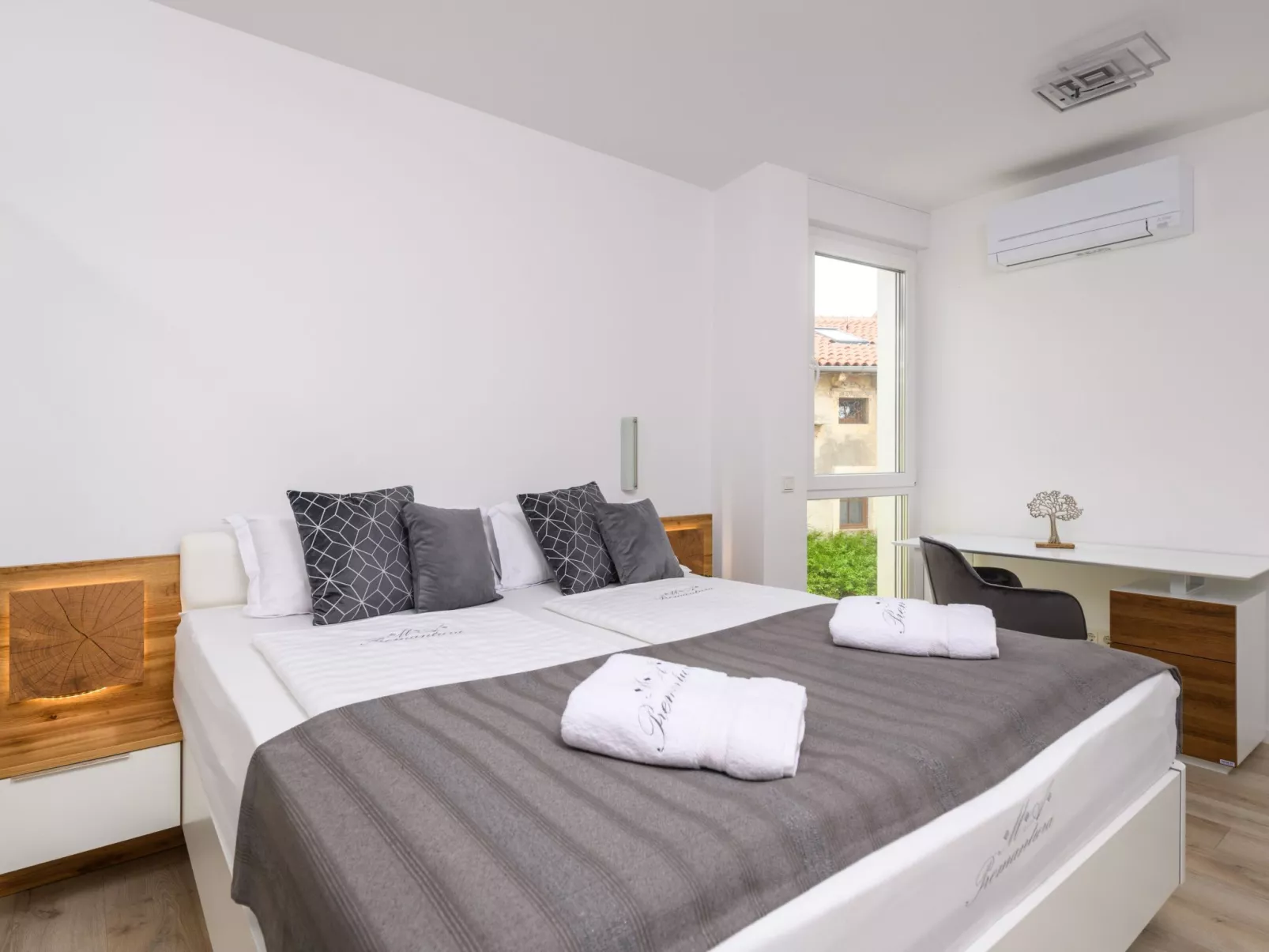 MA Premantura Luxus Apartment Nr. 2 mit Meerblick und Parkplatz für 2+2 Persone-Binnen