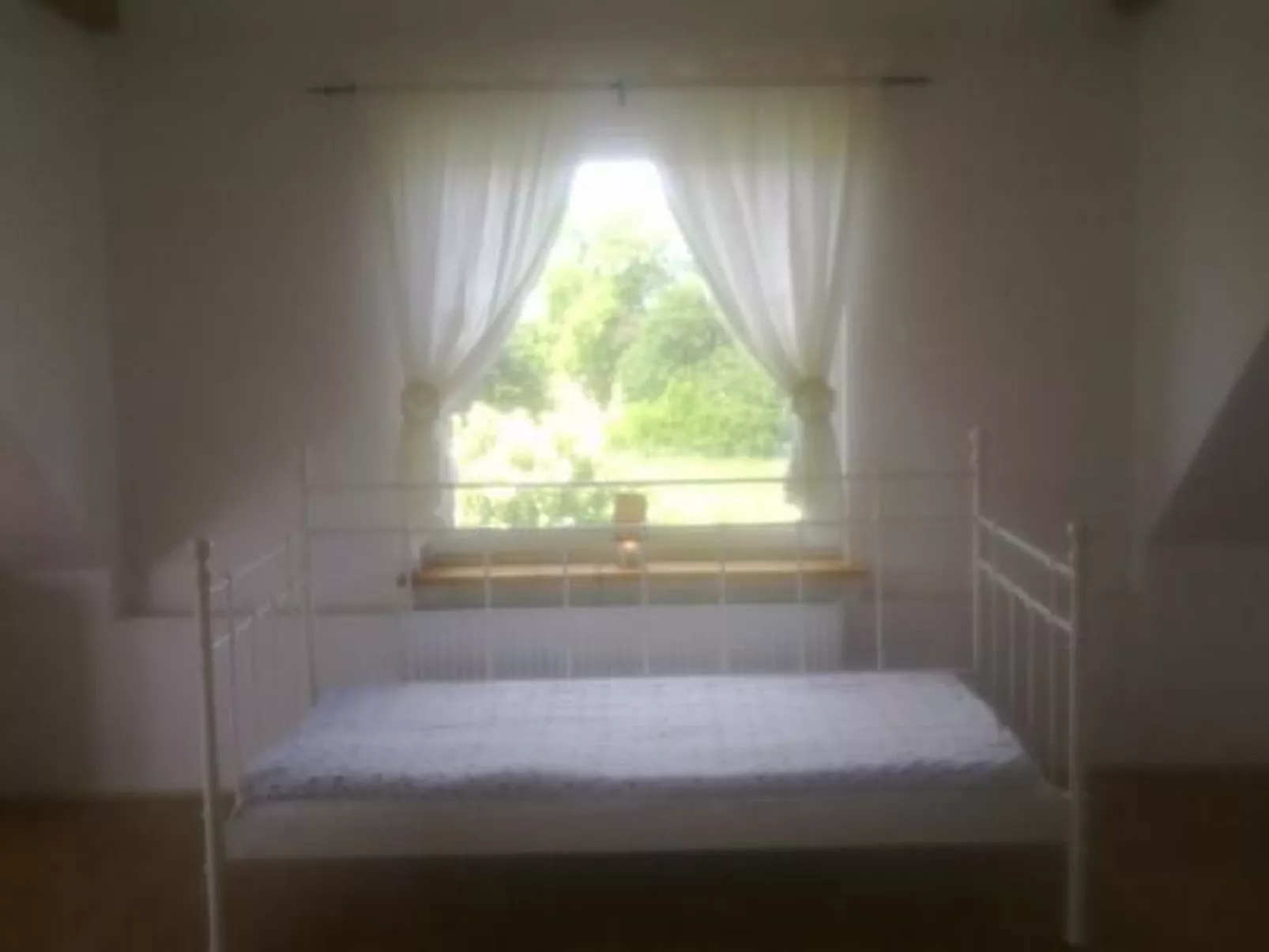 In Bychowo mit Großem Garten-Image-tags.info