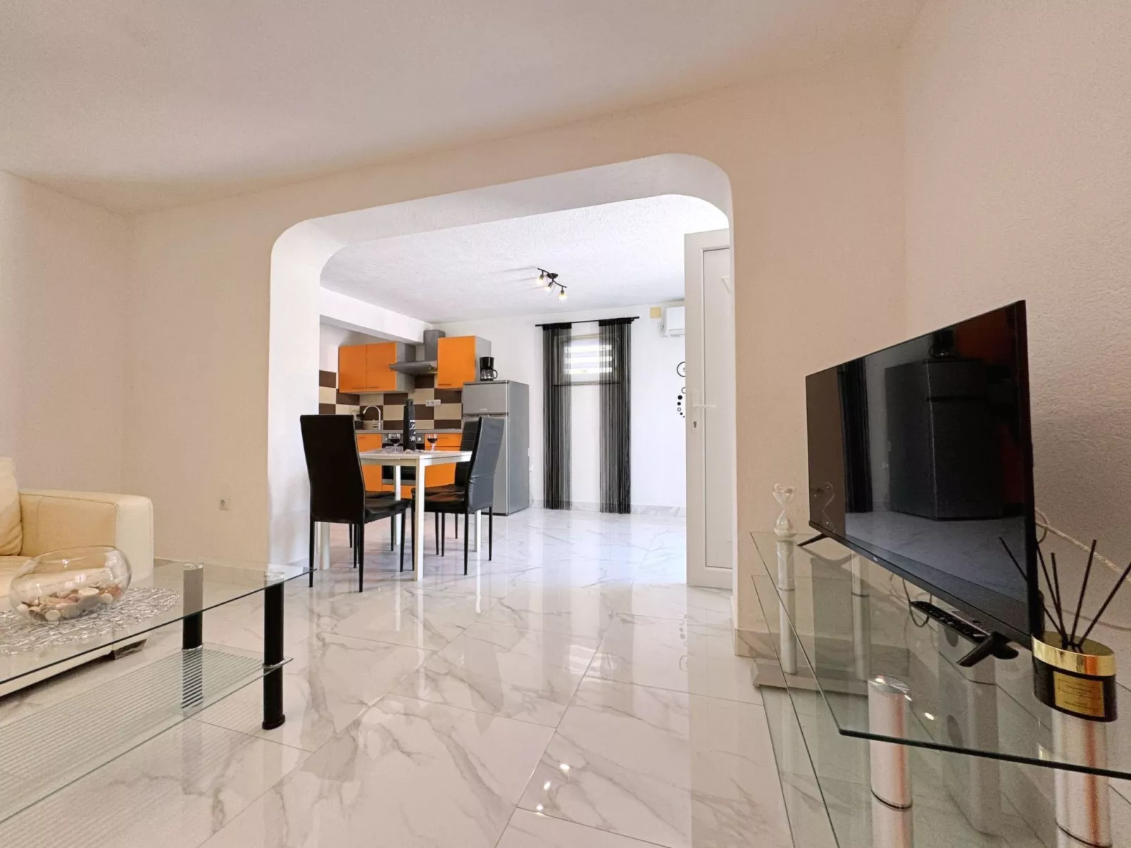 Apartment TOP 1-Binnen