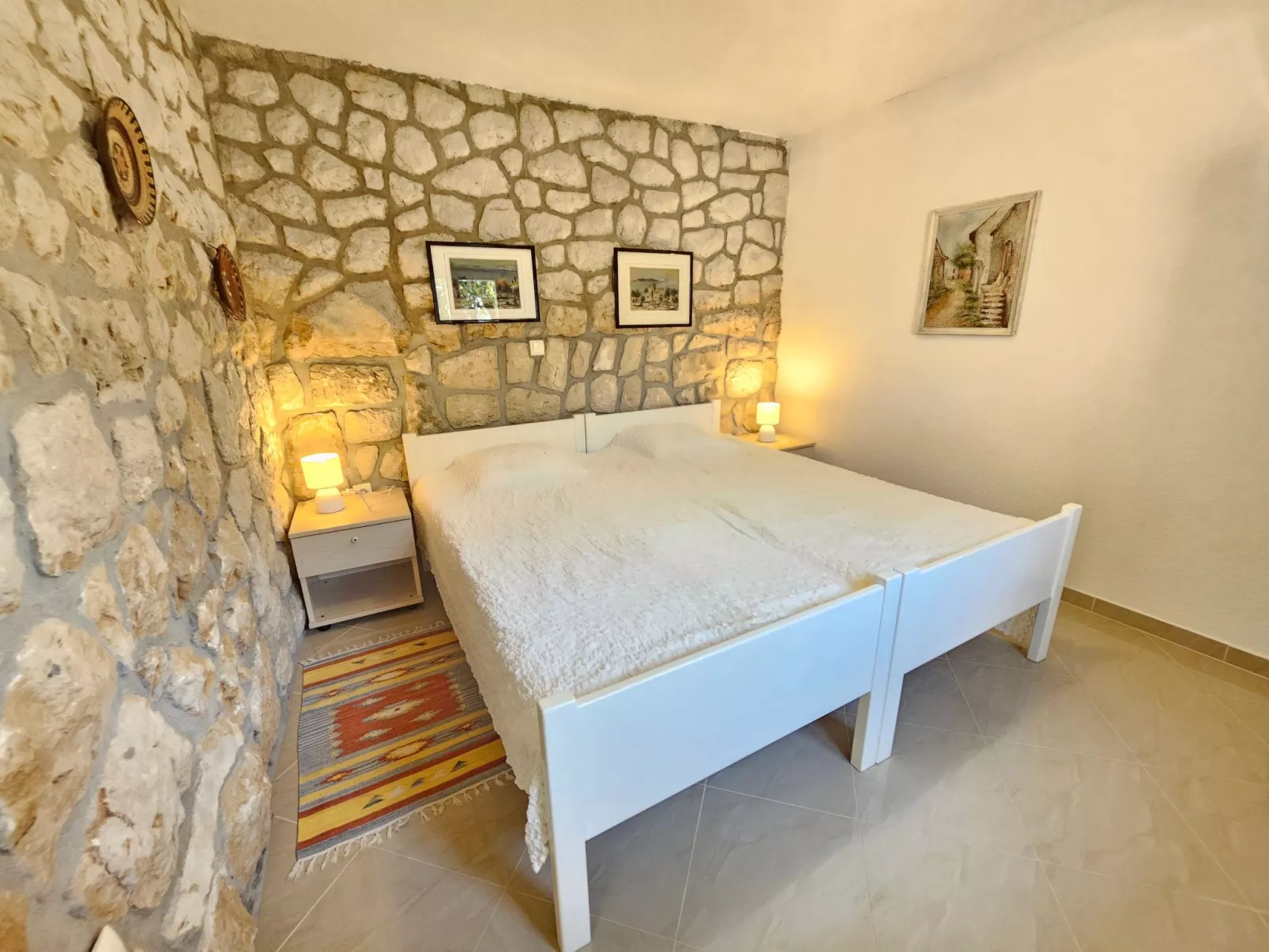 Wohnung mit Terrasse, Grill, Parkplatz-Binnen