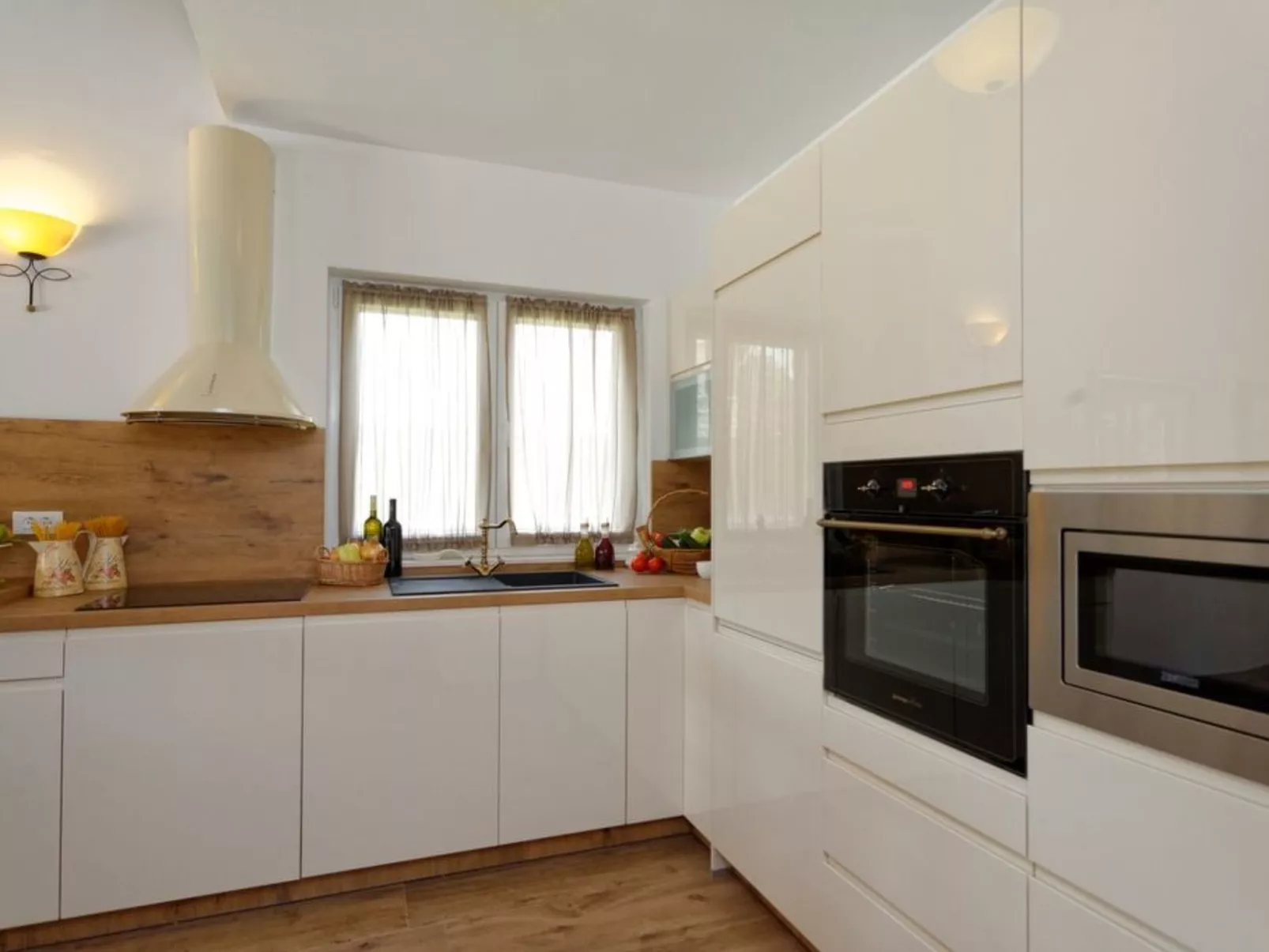 Villa Ohoho in Sibenik-Image-tags.info