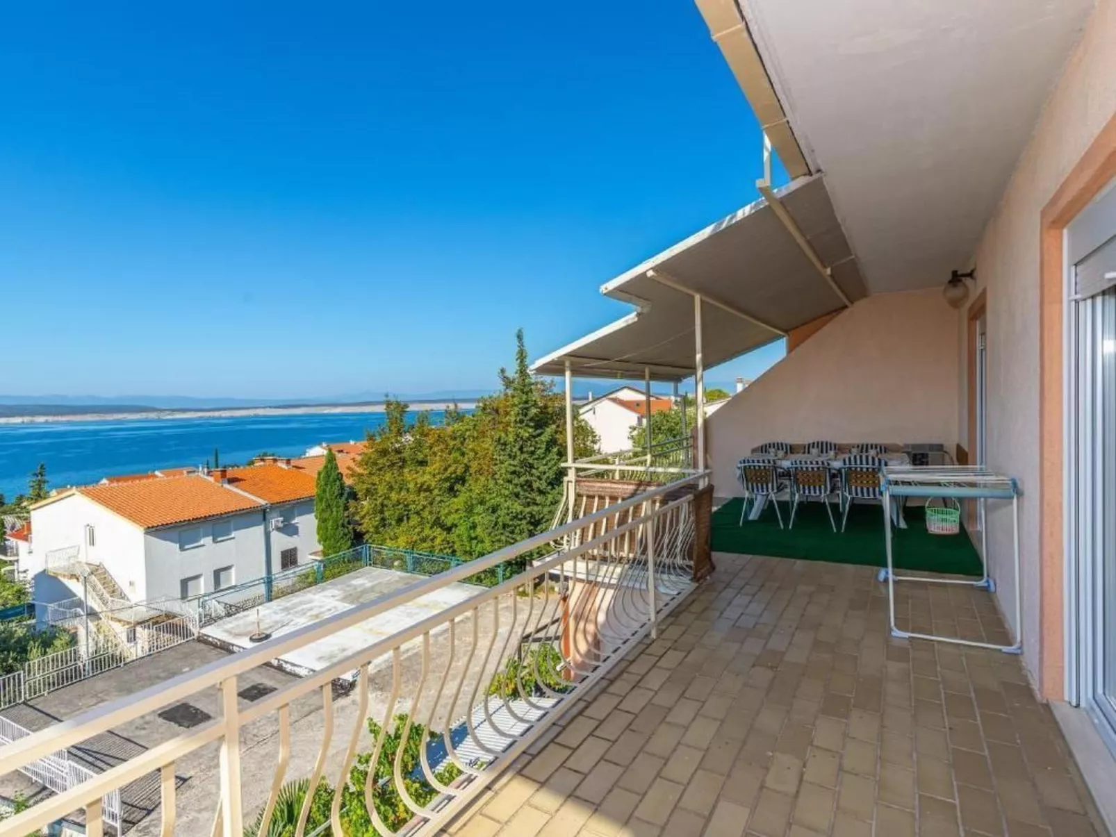 Wohnung in Dramalj und Meerblick-Buiten