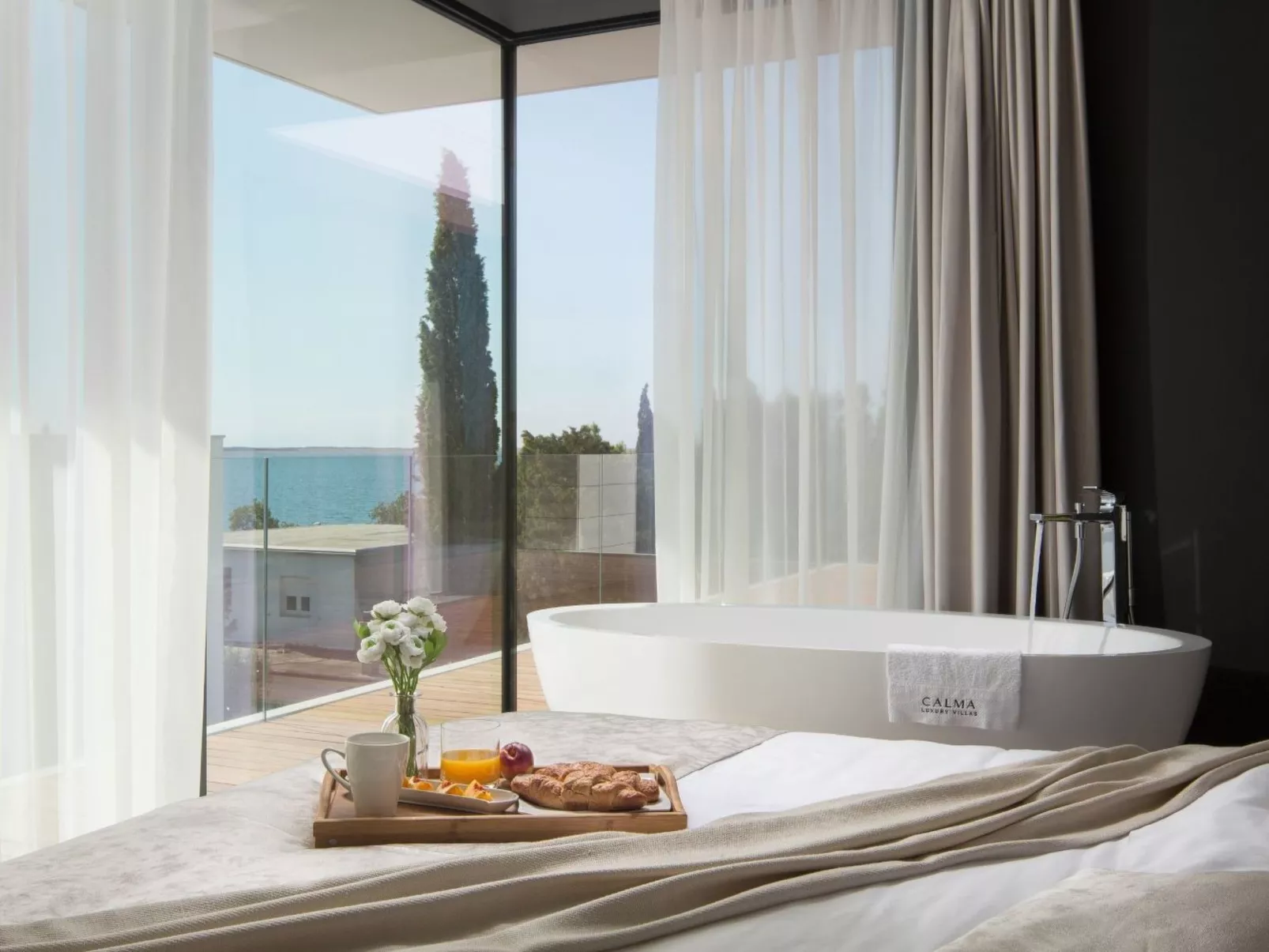 Villa Opera-Image-tags.info