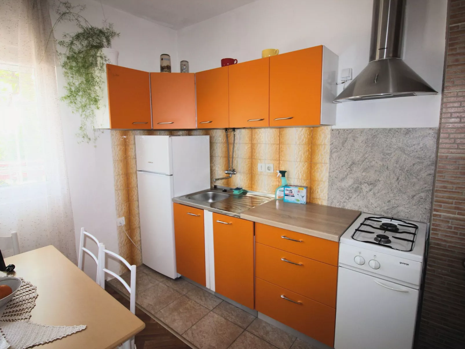 "Mihaljevic Tatjana"-Binnen