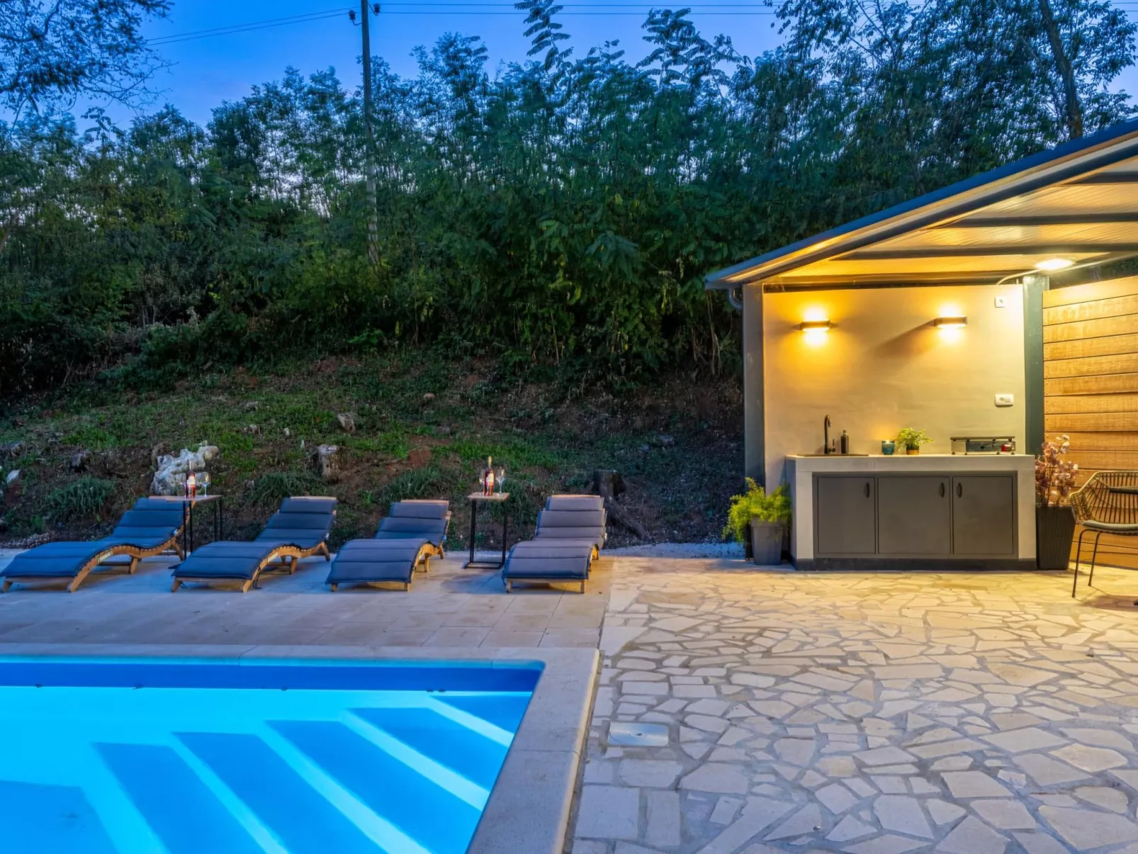 Für 5 Personen und 1 Kind in Kukurini, Istrien (Binnenland von Istrien)-Image-tags.info