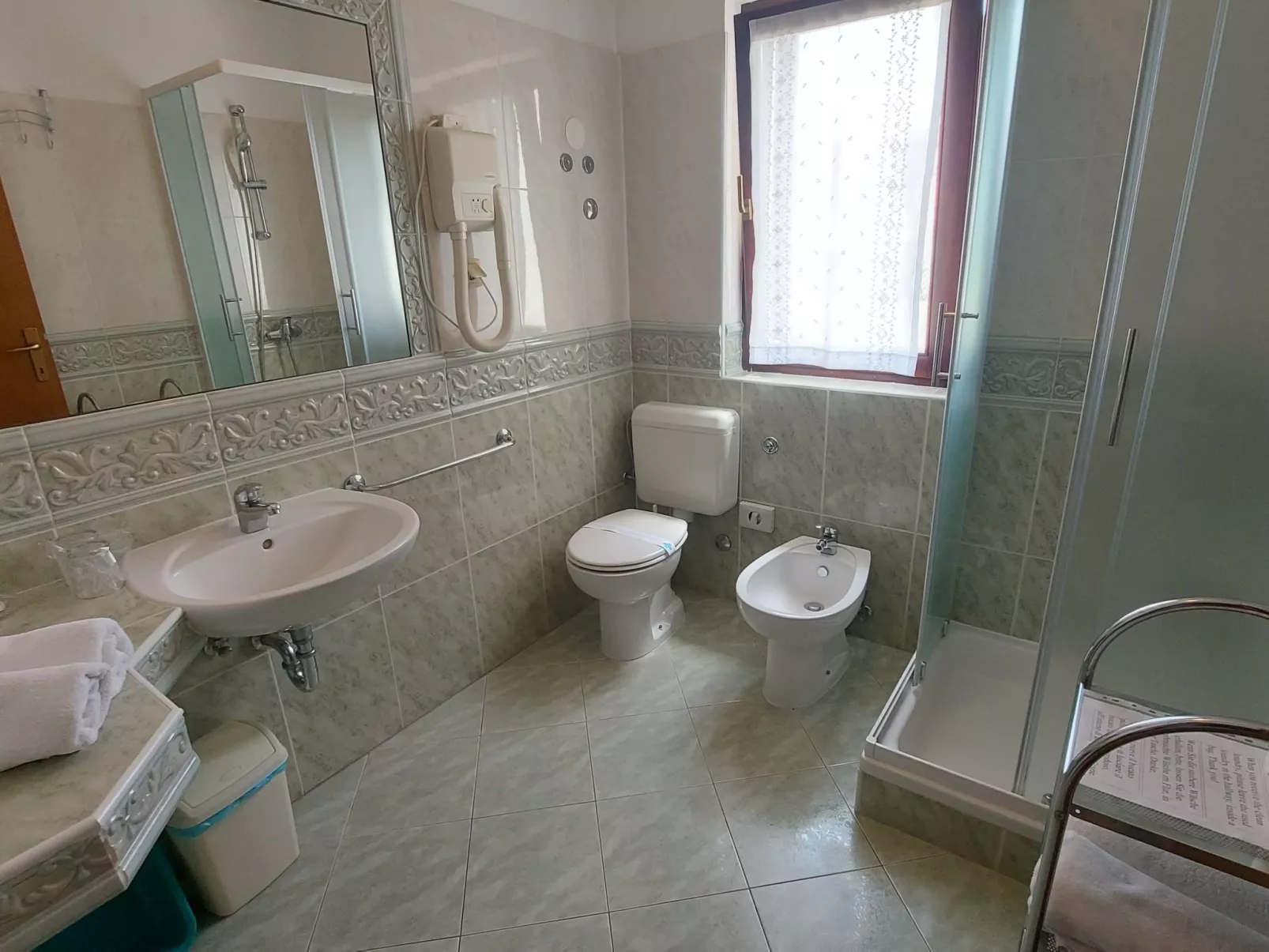 Villa Linet 1.-Binnen