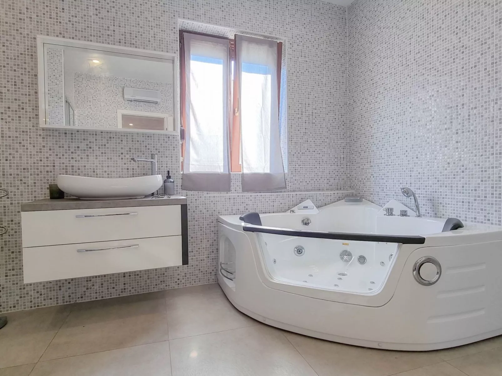 Studio-Wohnung "Dani 2" mit Terrasse-Binnen