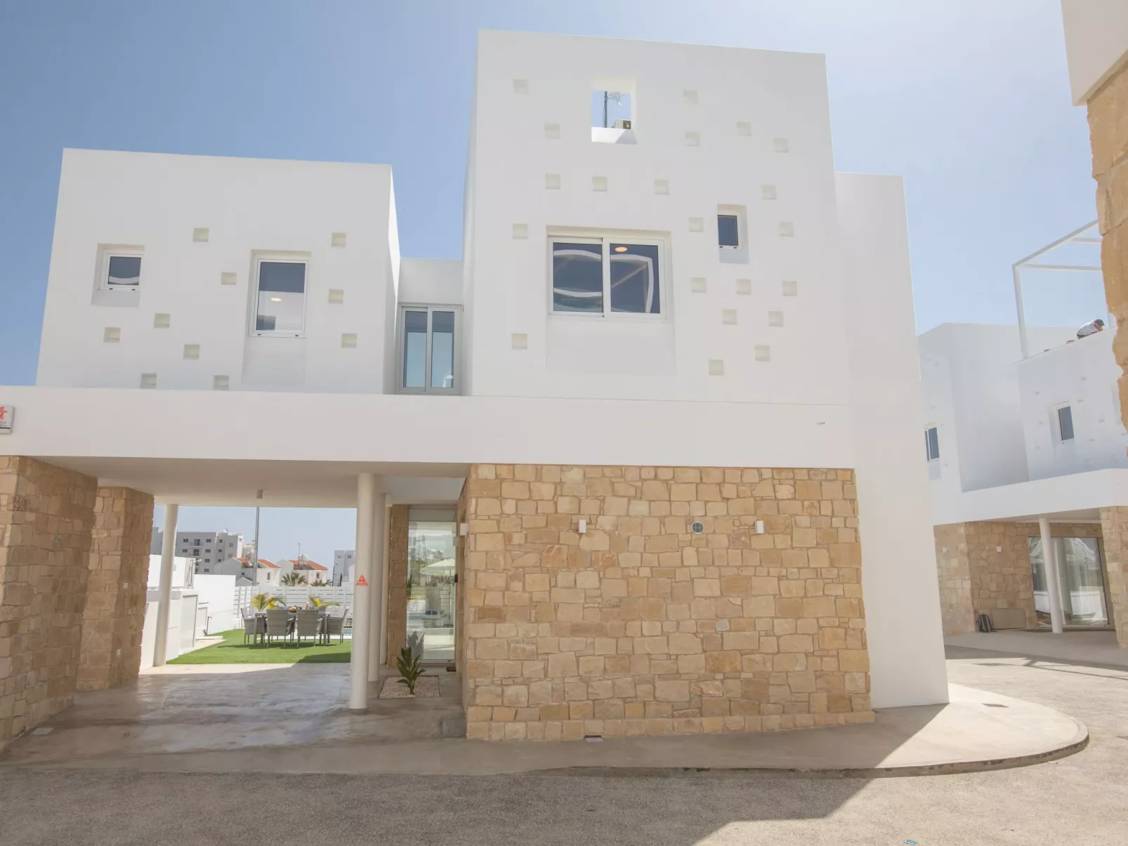 Haus in Protaras mit privatem Garten-Buiten