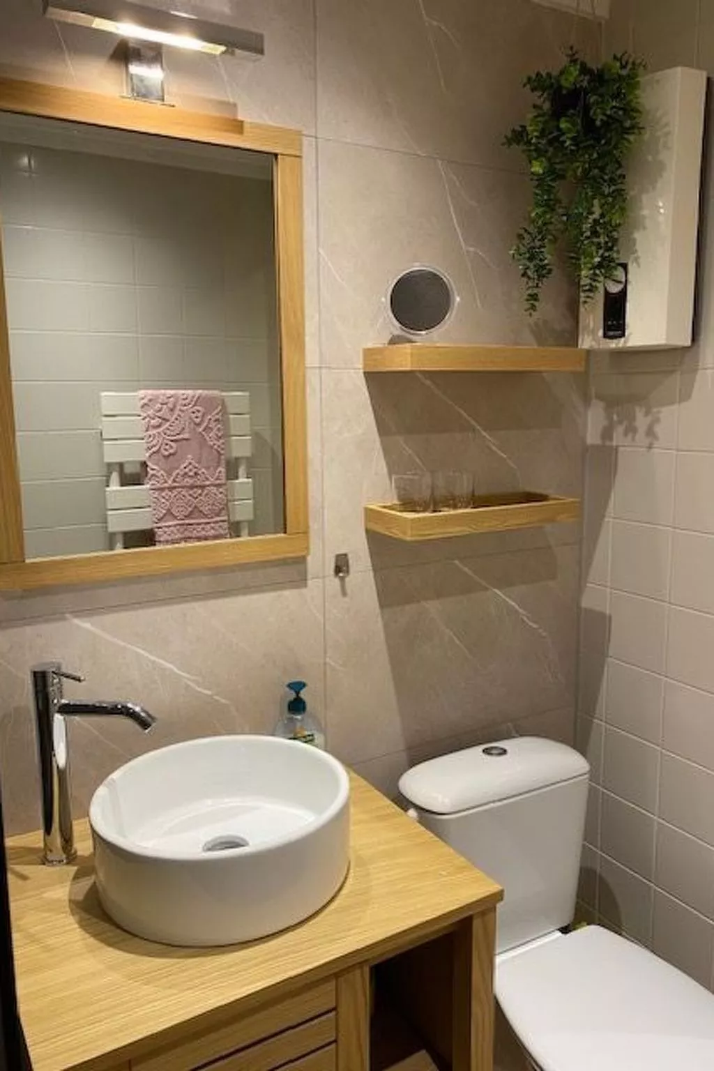 Zonnewind in der Nähe von Dünen und Wald-Image-tags.info