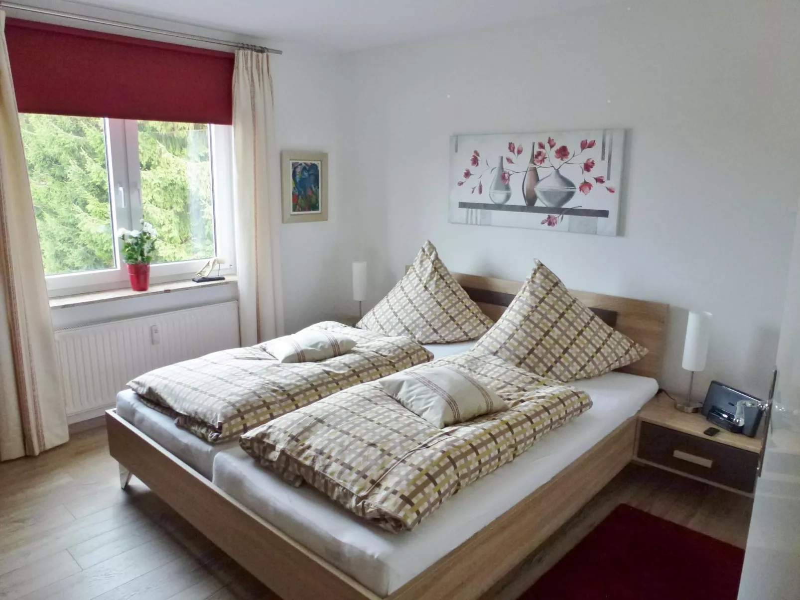 Mit Blick auf die Berge-Binnen