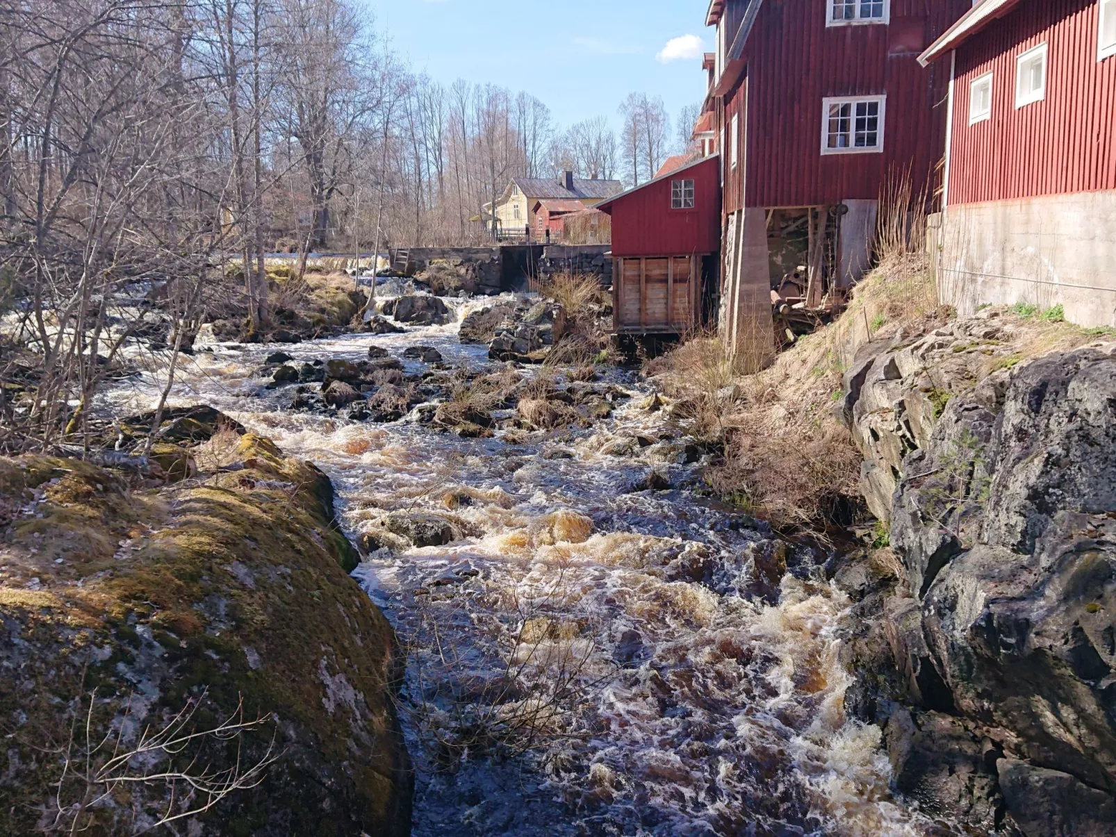 Familienfreundliches Ferienhaus mit großem Garten-Buiten