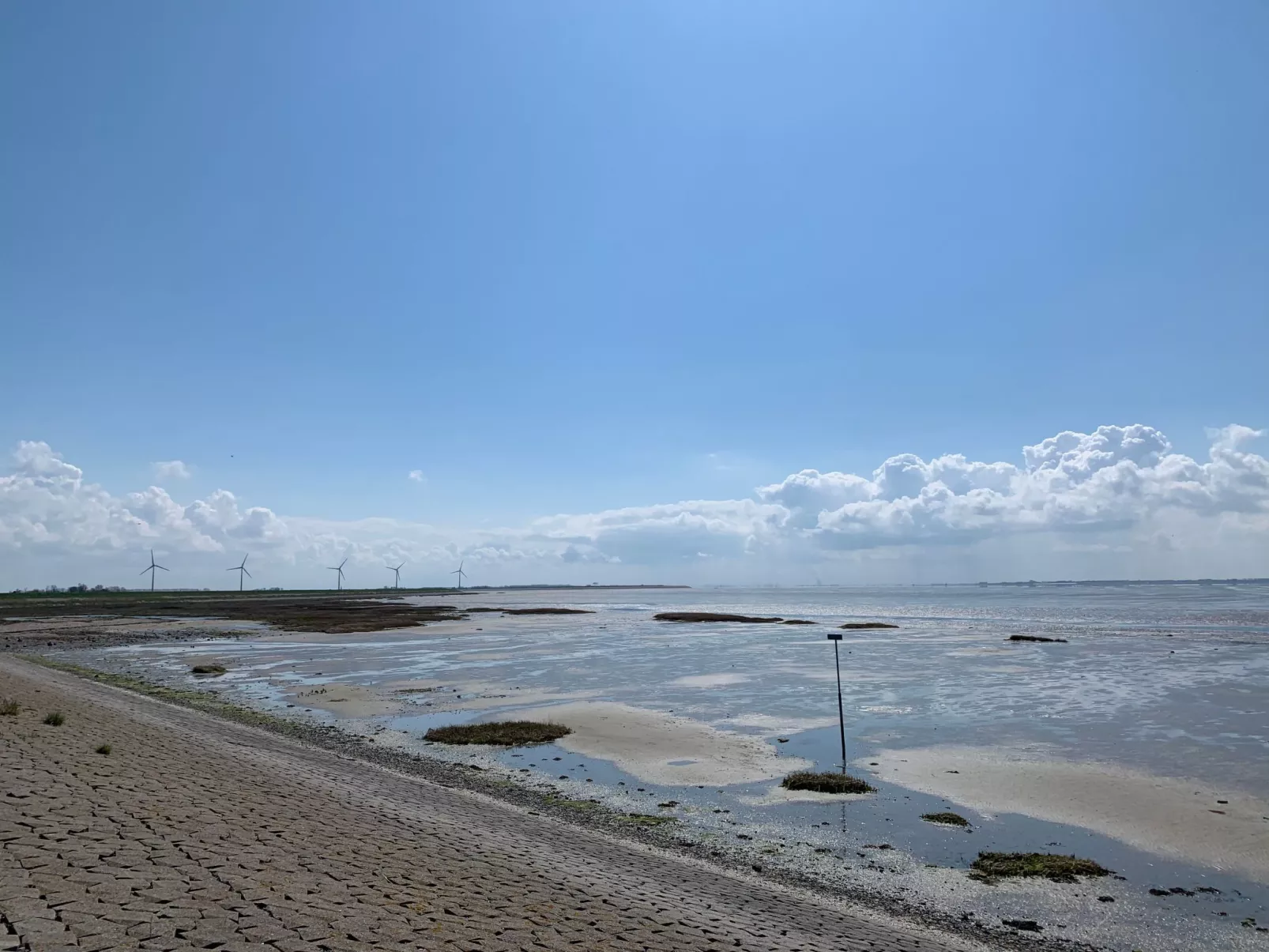 "Cottage" mit Wallbox-Buiten