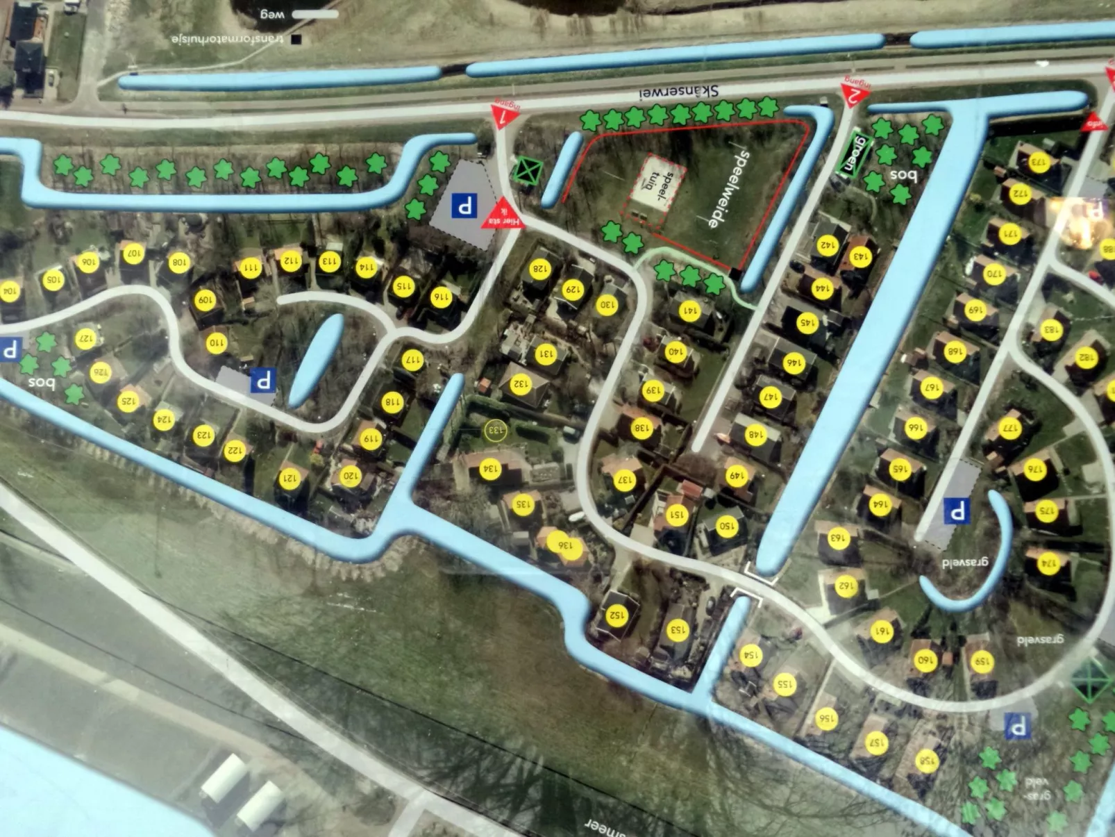 162 Grachthaus-Buiten