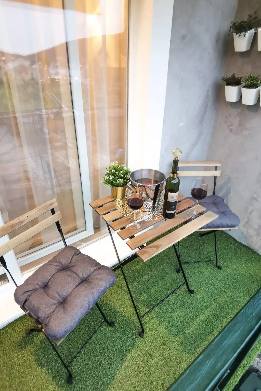 Neda-Image-tags.info