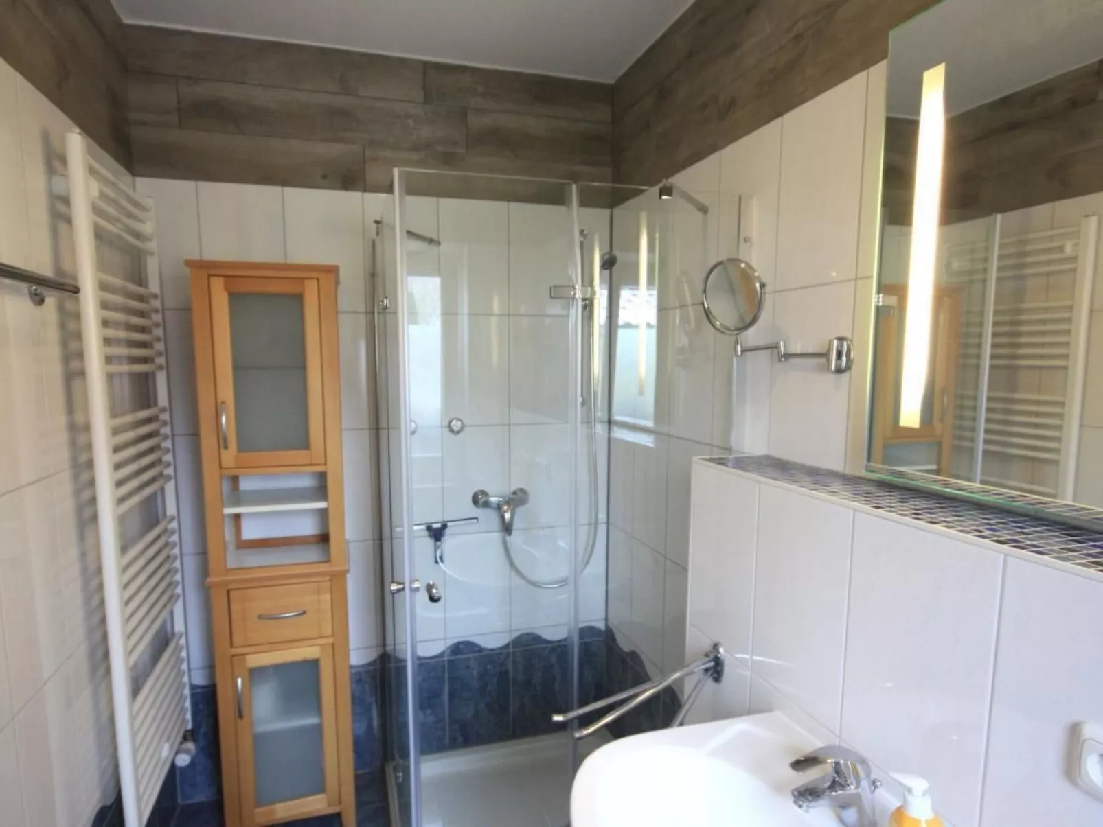 75 qm Wohnung Ostseebad Koserow mit Terrasse, Grill und Garten-Binnen