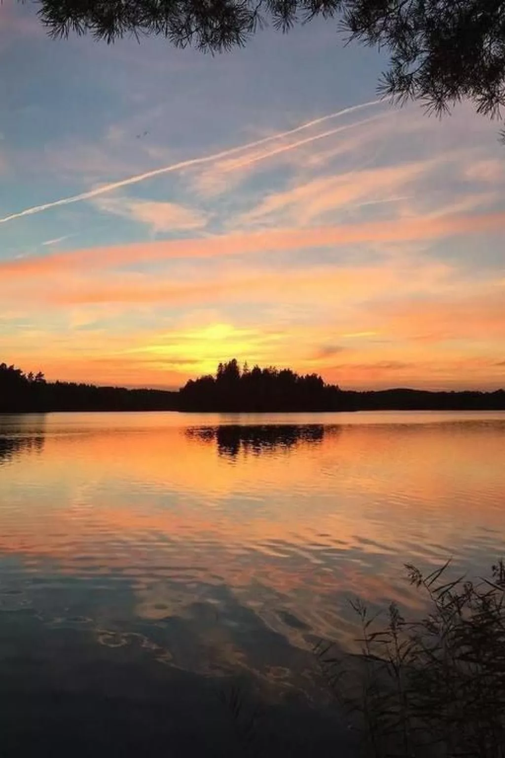 Grosses Sommerhaus direkt am See-Buiten