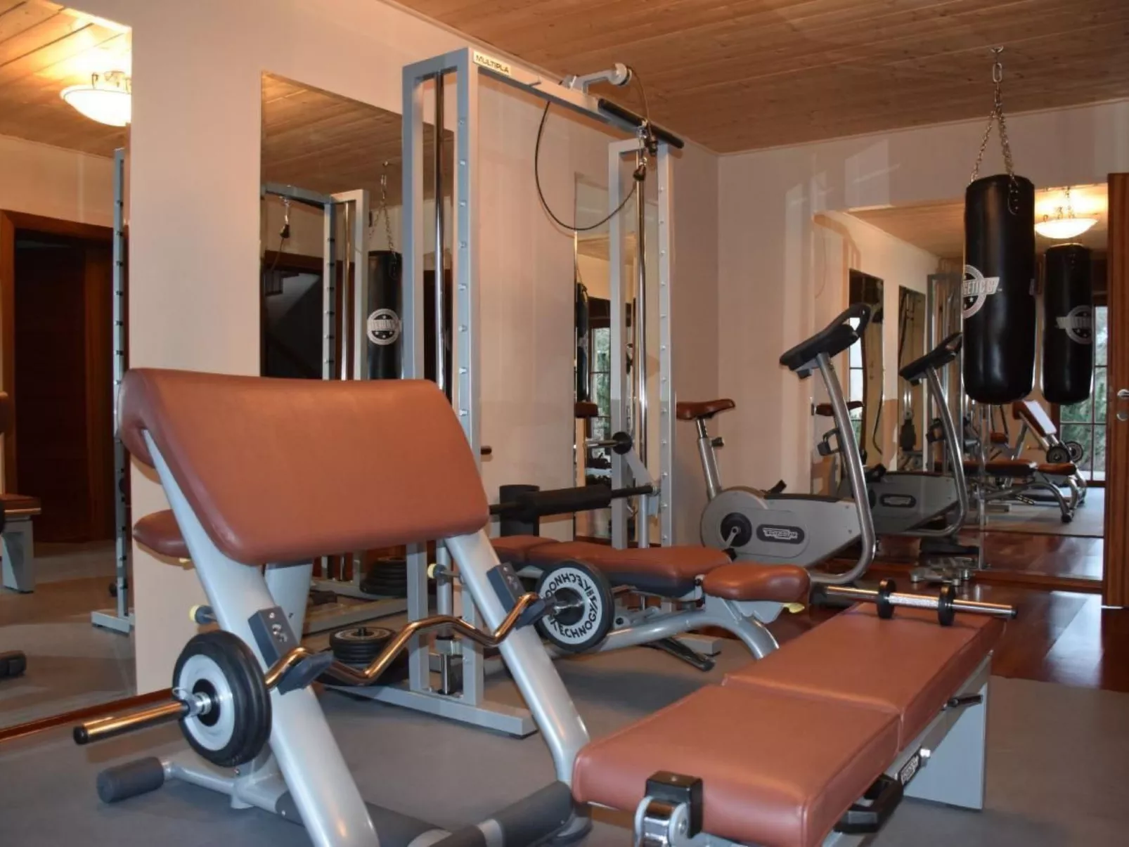 Einzigartiges Designer Log House "Chalet Caprea"-Binnen