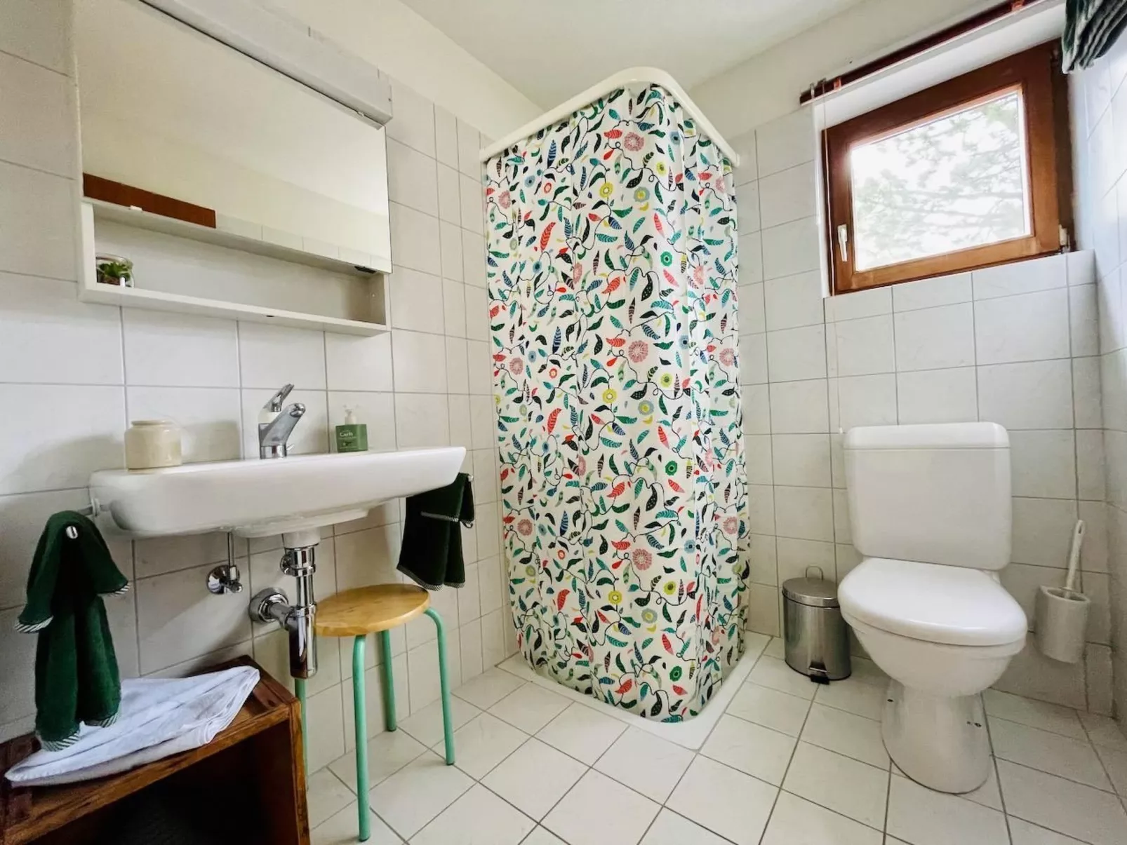 The Green Room-Binnen