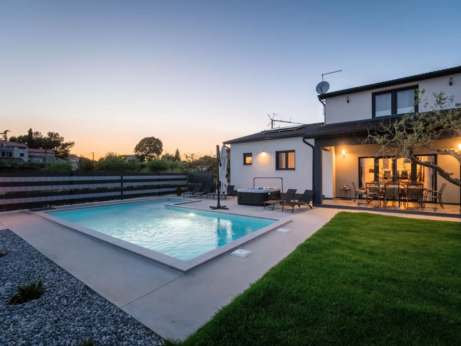 Villa Jasminka-Buiten