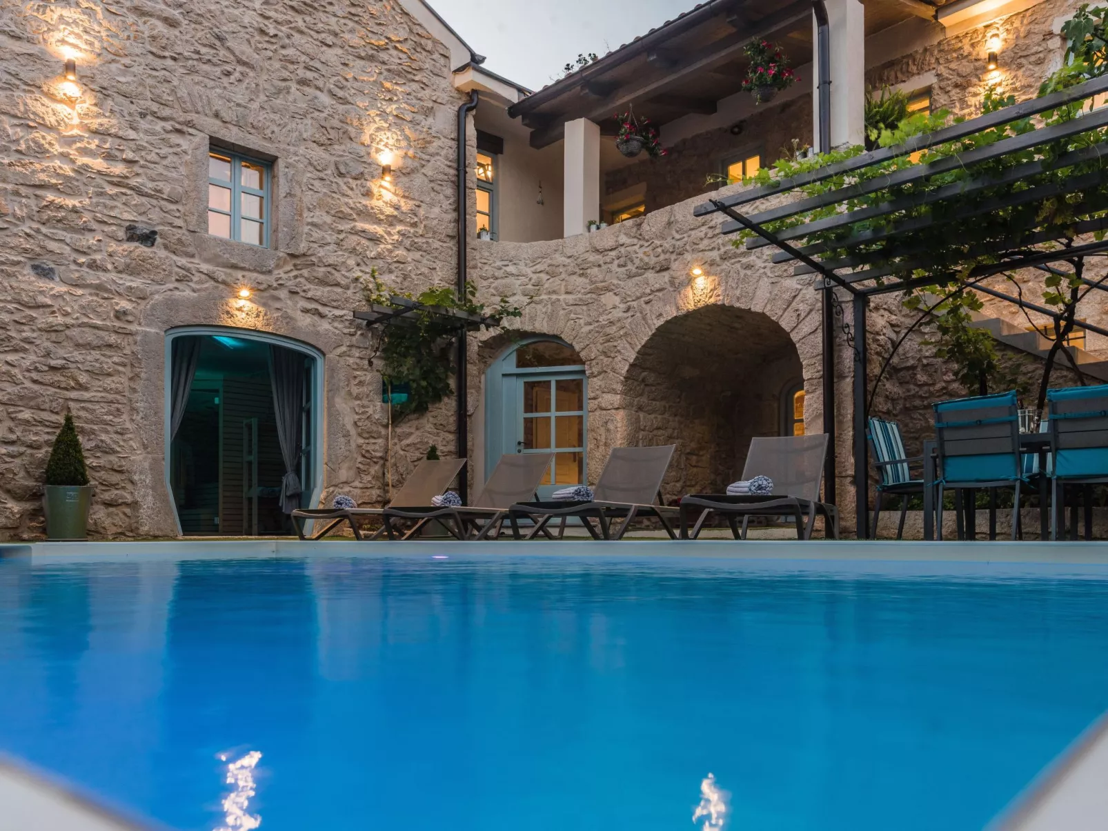 Ferienvilla "Ivka" mit Blick auf das Wasser-Image-tags.info