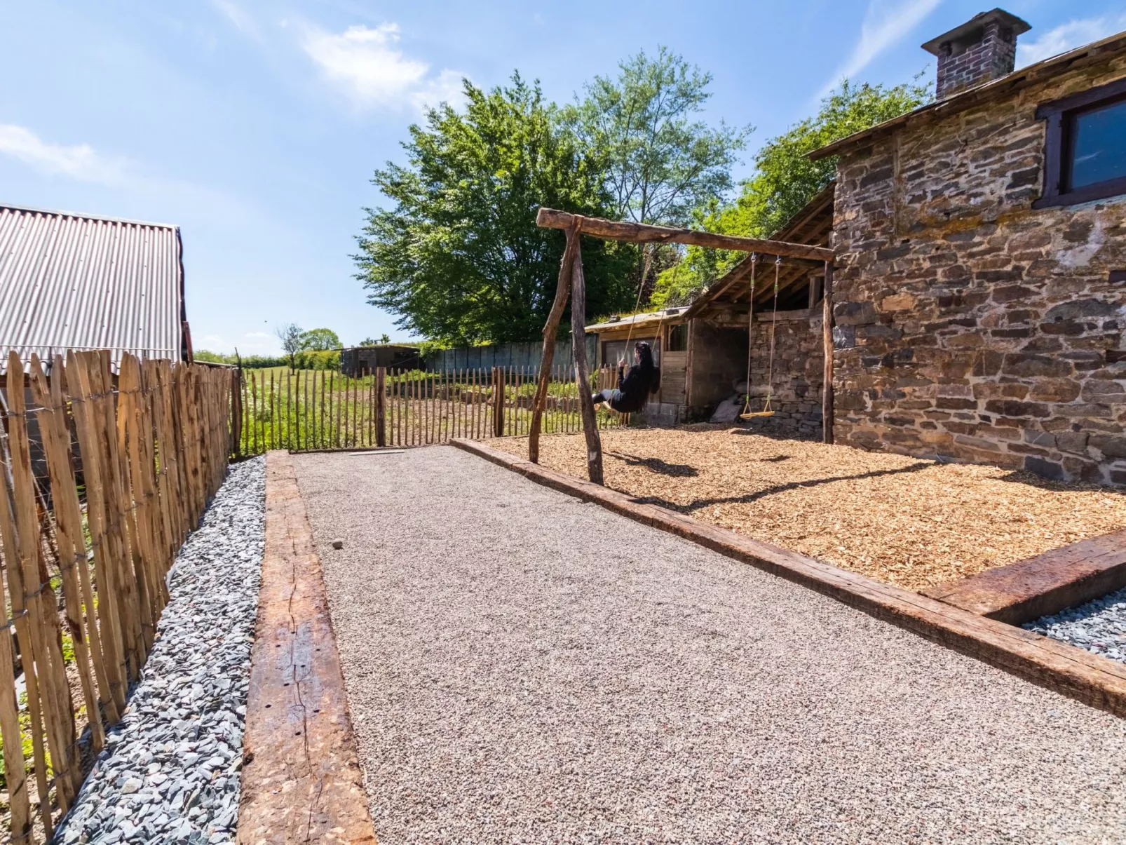 Landhaus mit Jacuzzi-Buiten