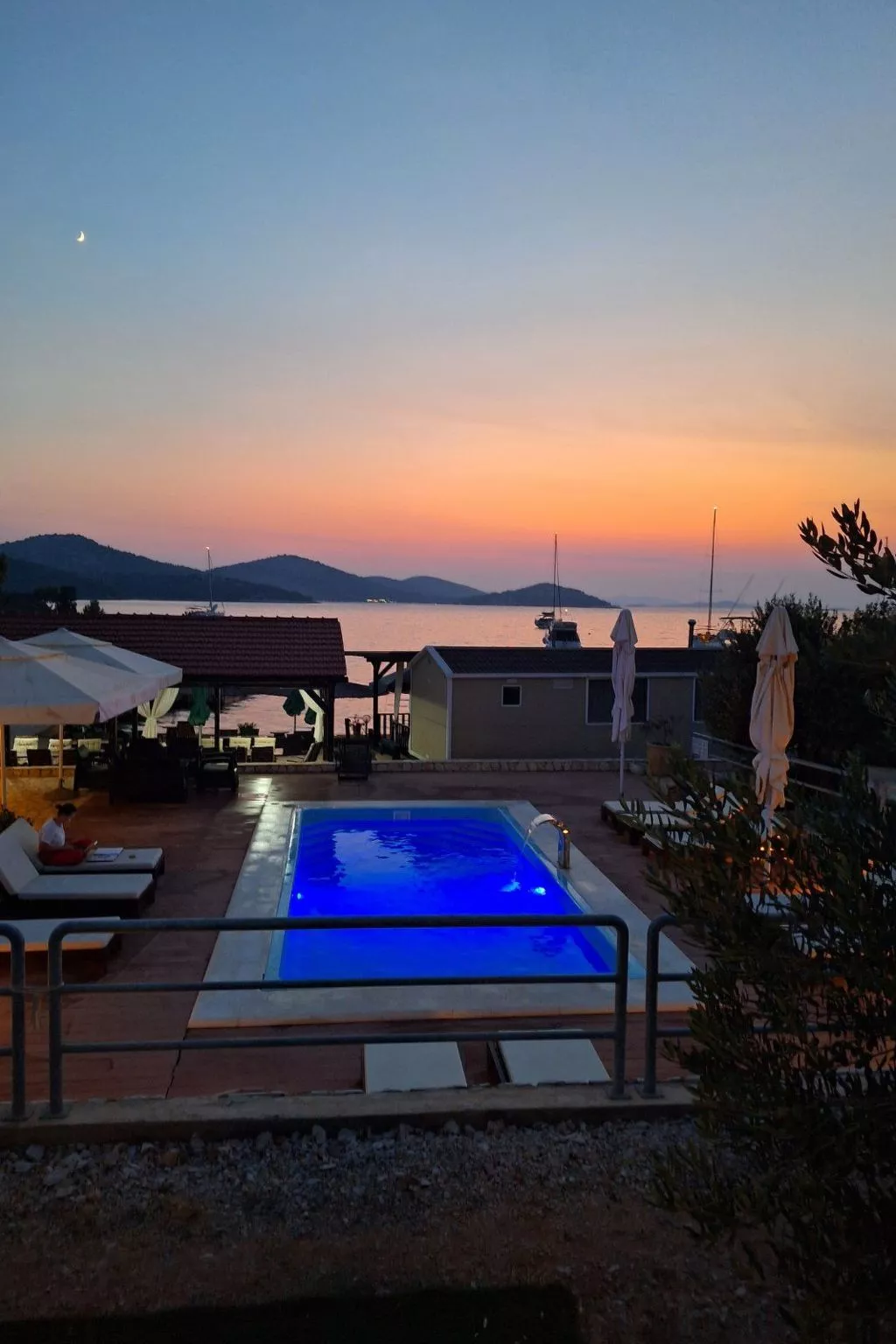 Strandhaus Lady - Ferienanlage Bain, Žut - Kornati-Buiten