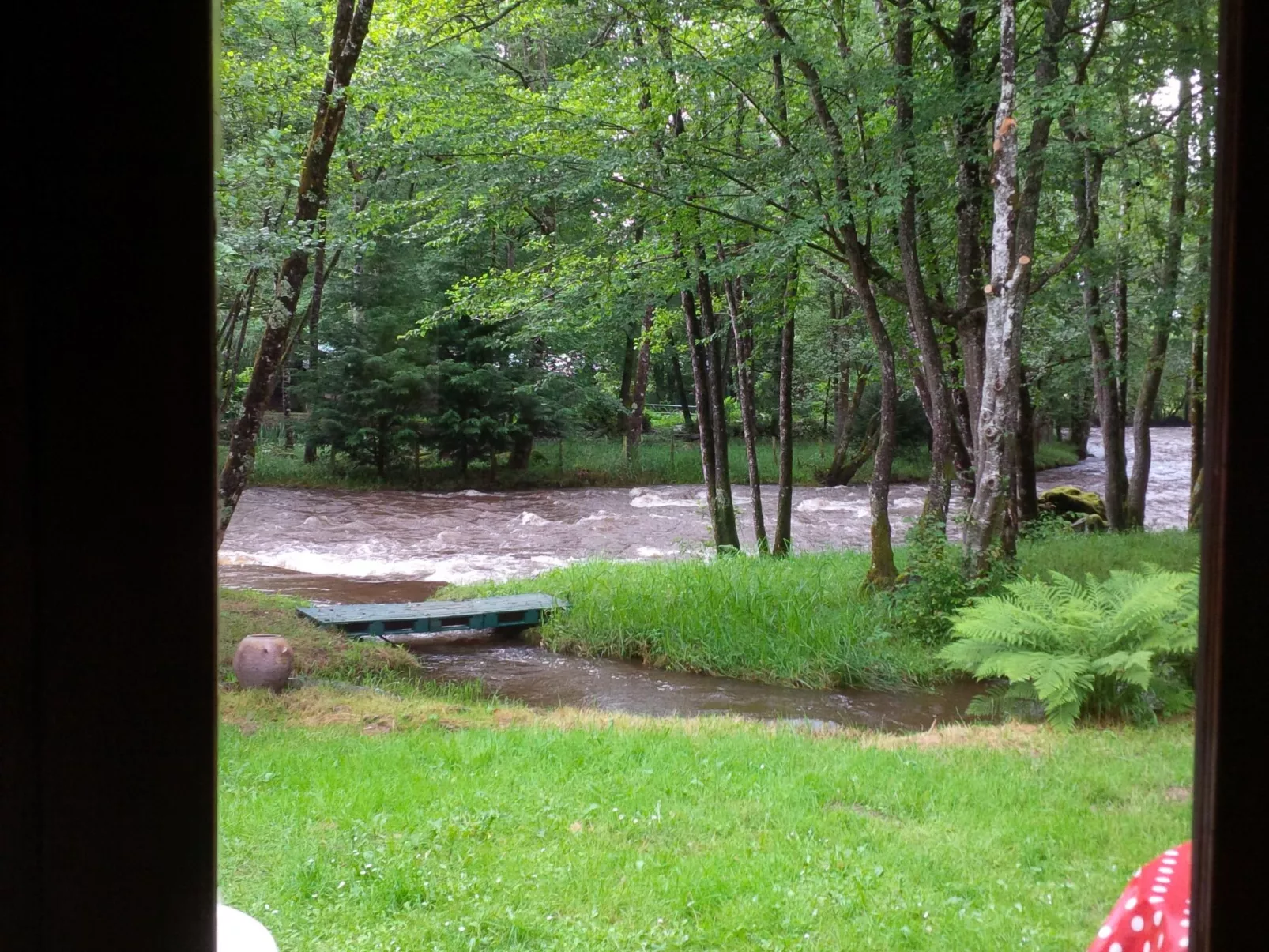 Maison les isles menefriers-Buiten