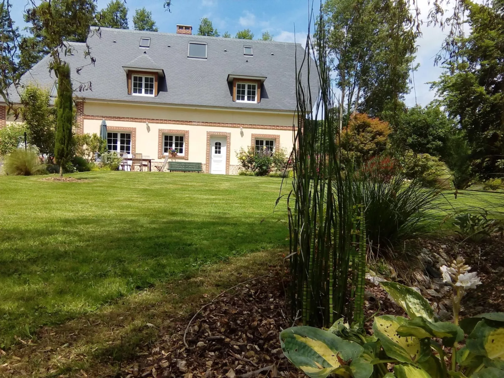 Le Clos du Hêtre-Buiten