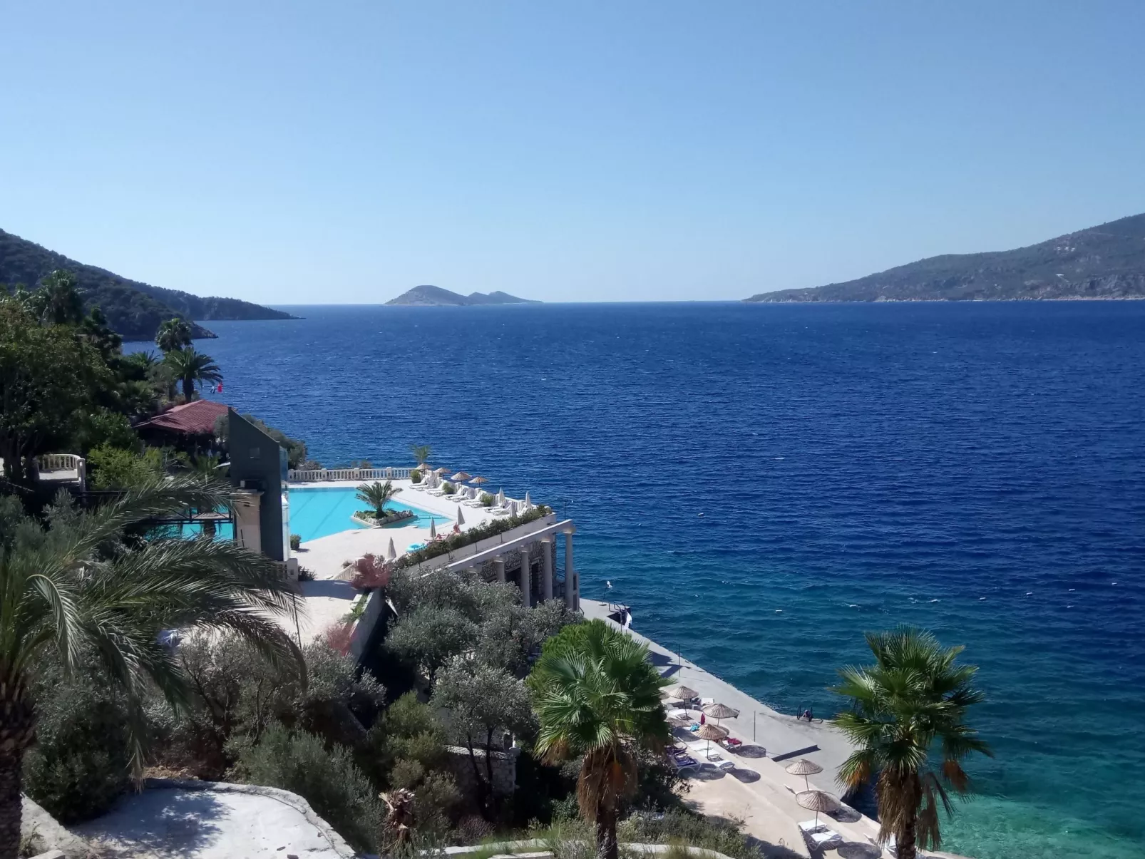 Ferienvilla Amare mit privatem Pool und Meerblick-Buiten