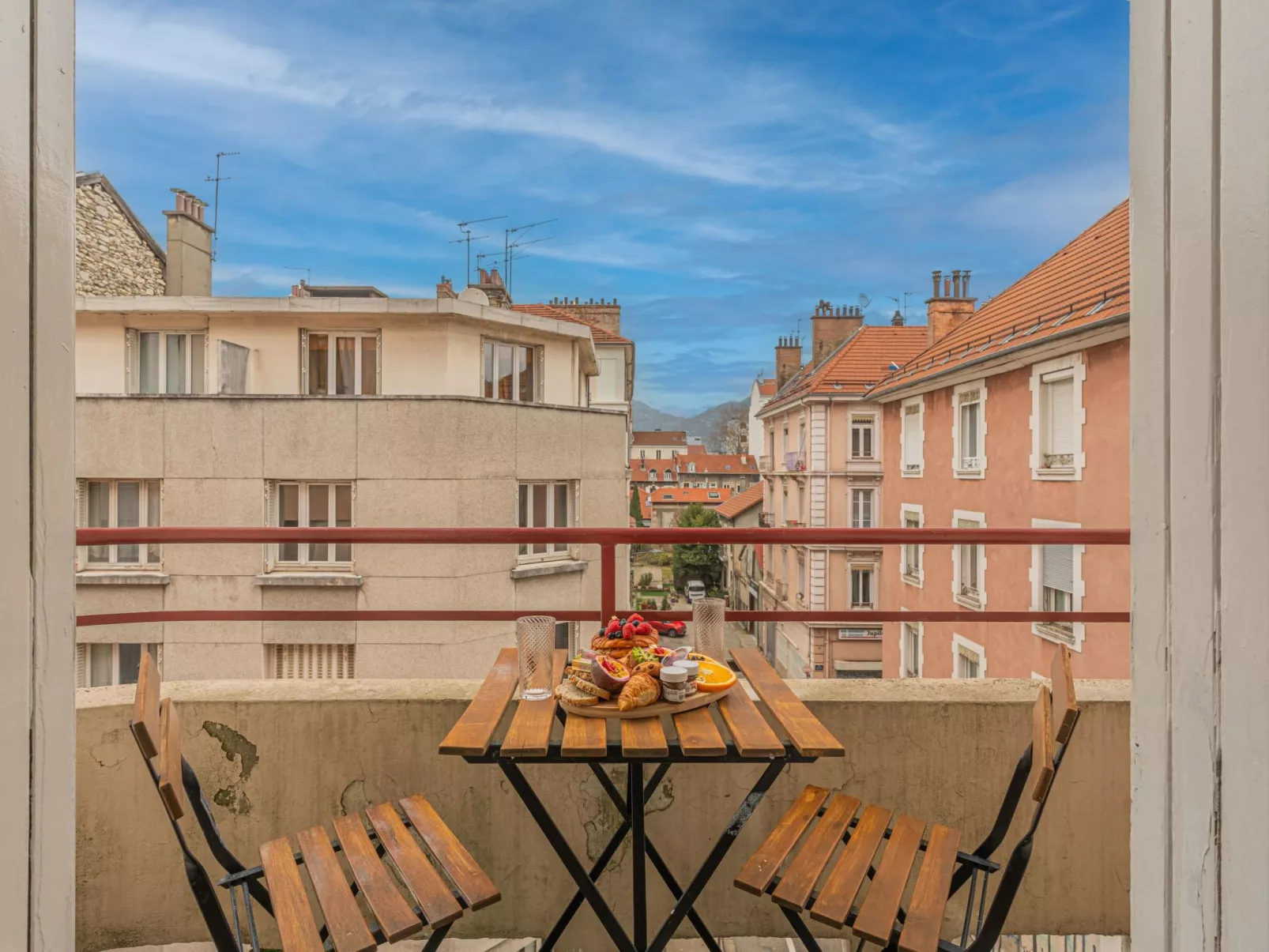 Ferienwohnung "Luxury Cinéphile"-Binnen