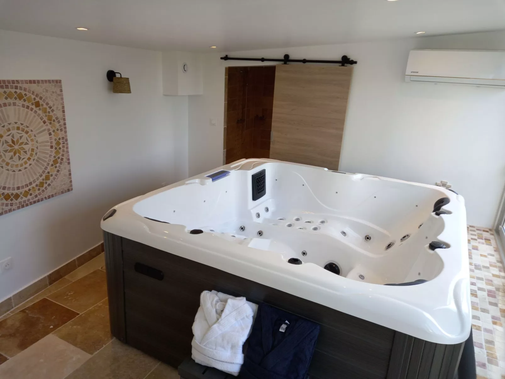 Fanny's Gîte Moulin de Tartay in Avignon-Binnen