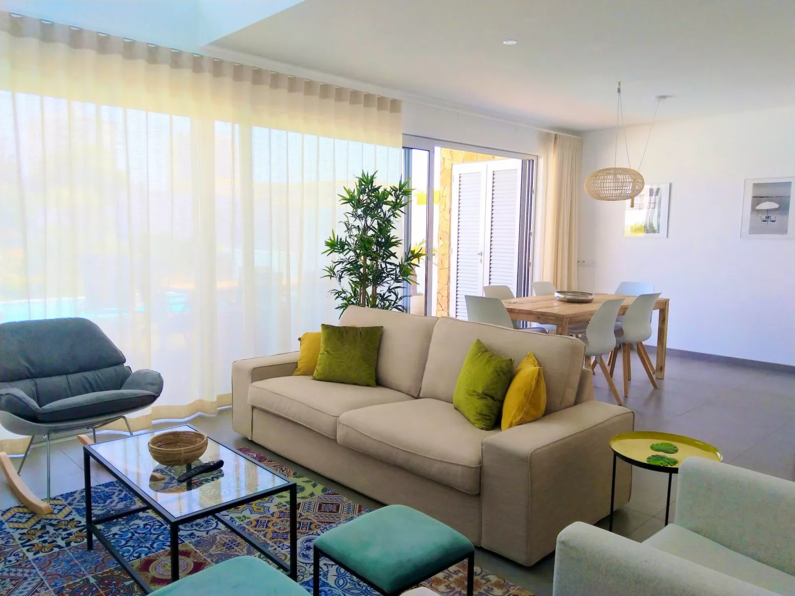 Villa Ray Design mit privatem beheizbarem Pool-Binnen