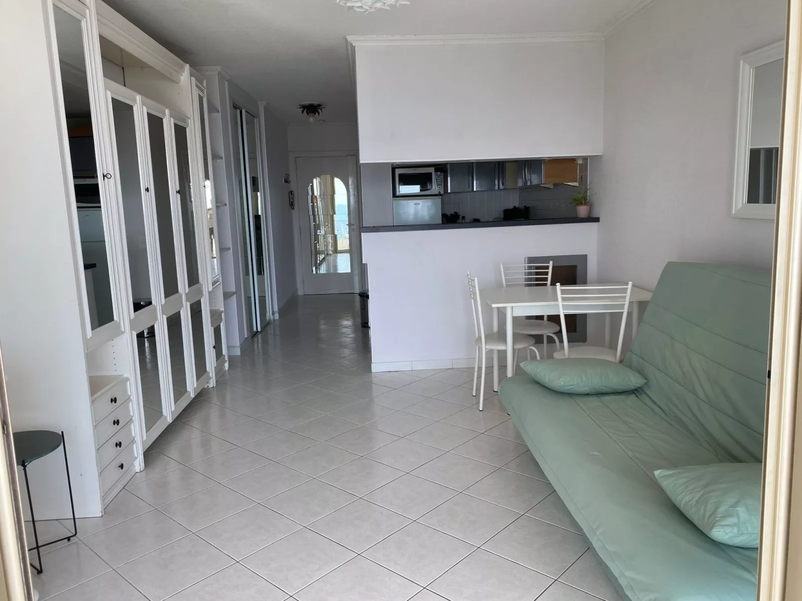 Studio-Apartment mit Blick auf das Wasser-Binnen