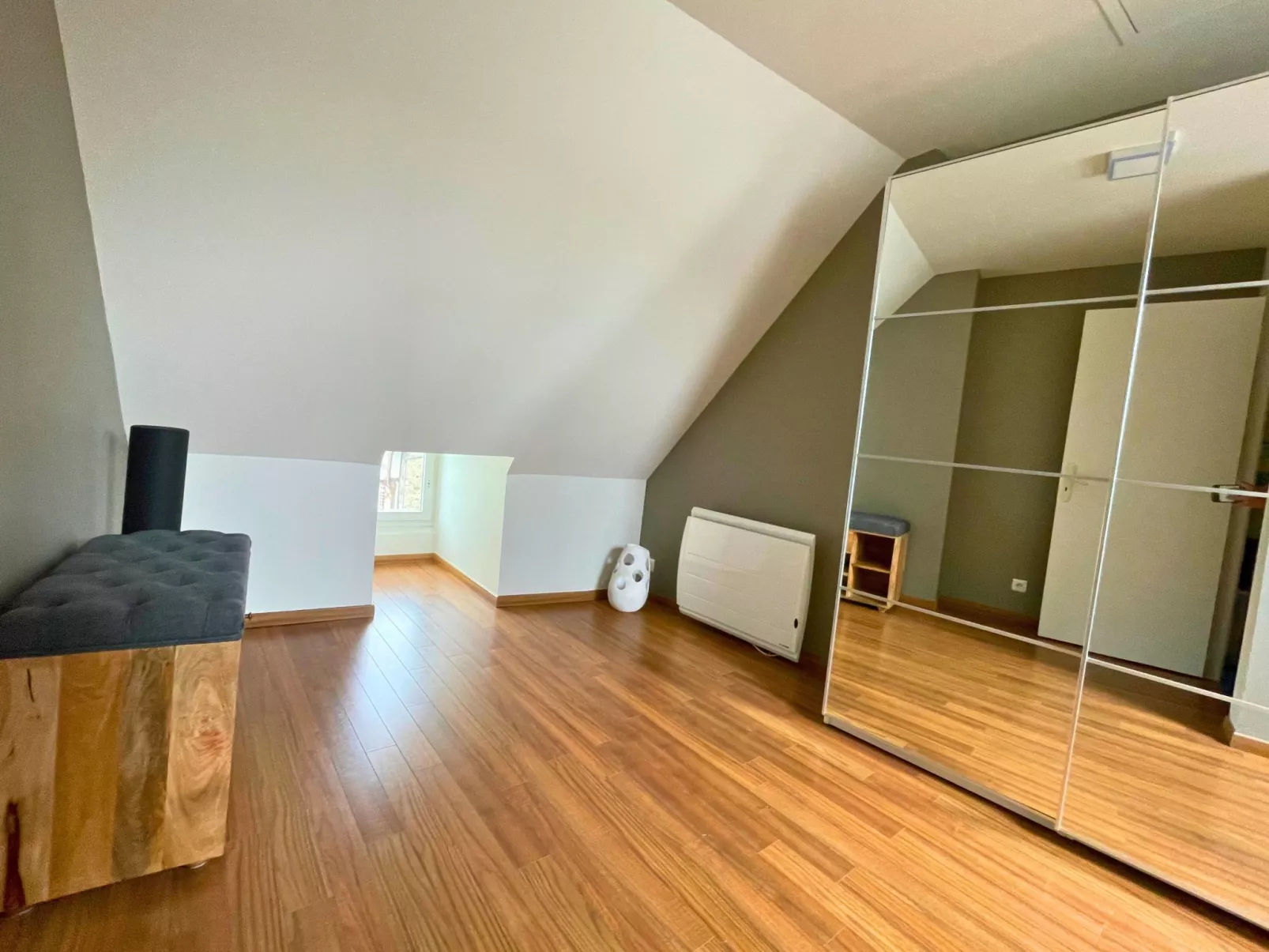 "Town House" im Herzen des historischen Zentrums-Binnen