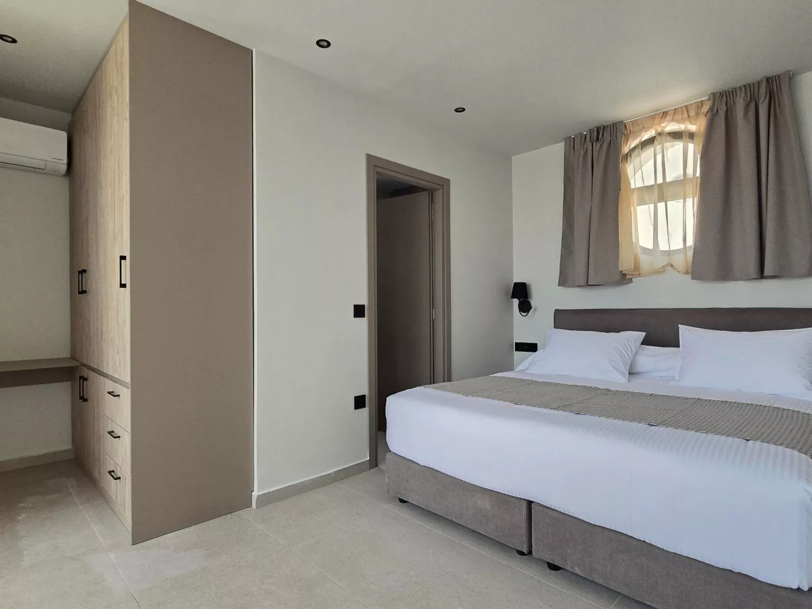 Trapezia Luxury Living - Diamond-Image-tags.info