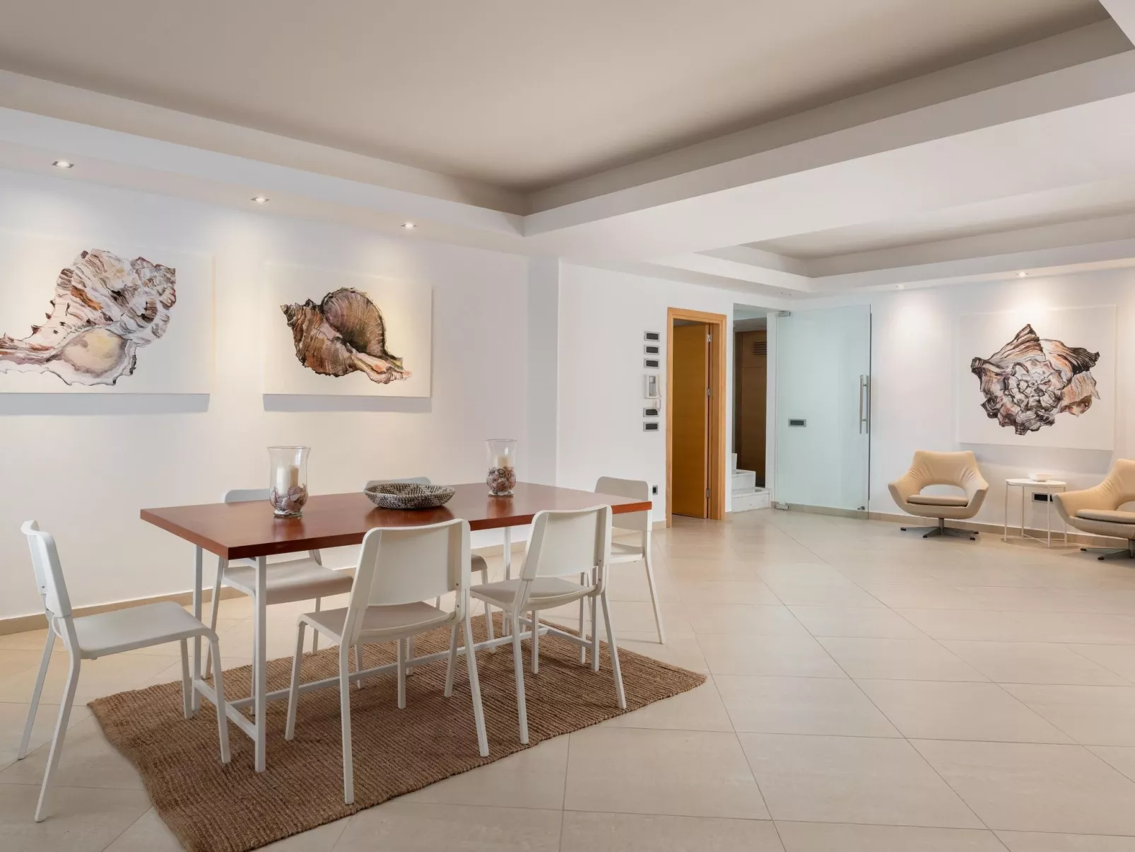 Schöne weiße Ferienvilla Liebe-Binnen