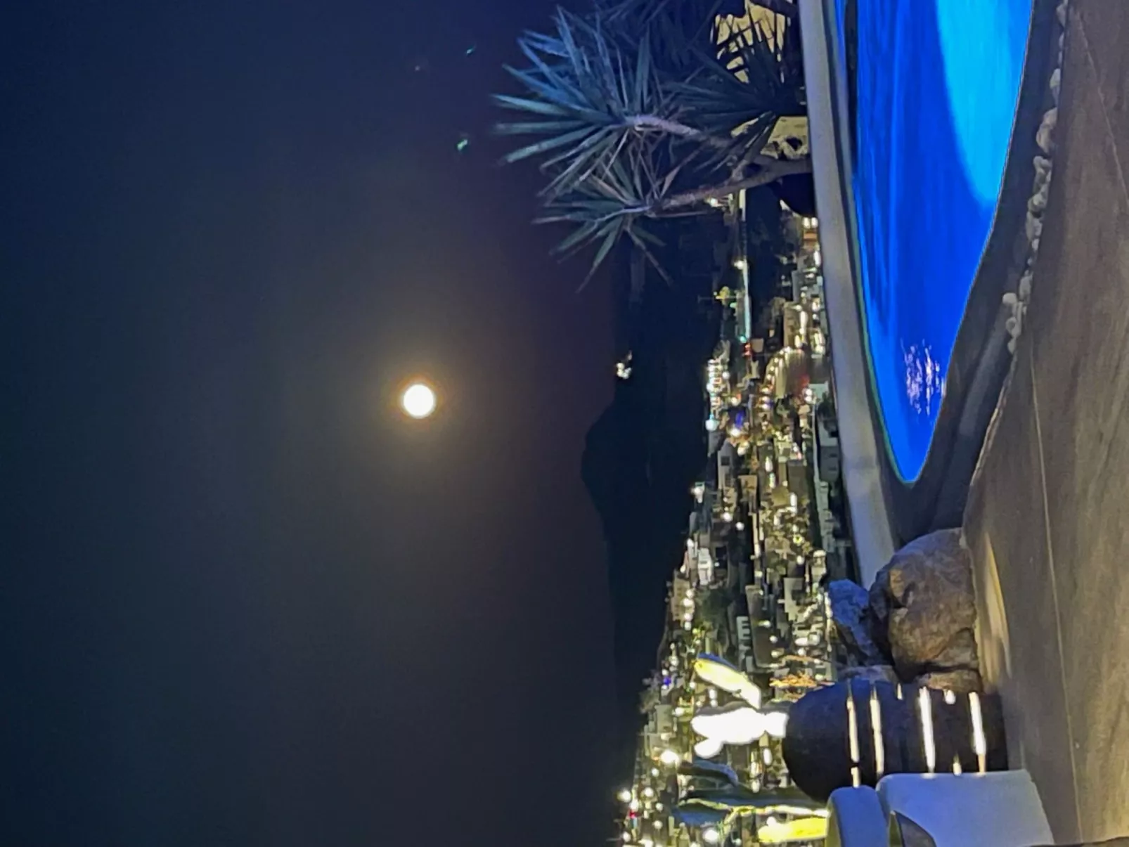 "Paraga Villa 2" mit Whirlpool-Buiten