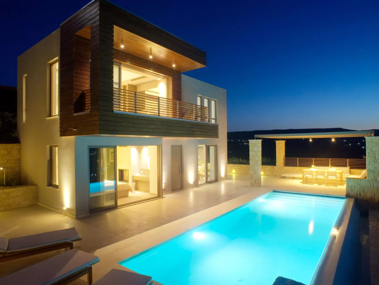 "Villa Symphony"-Image-tags.info